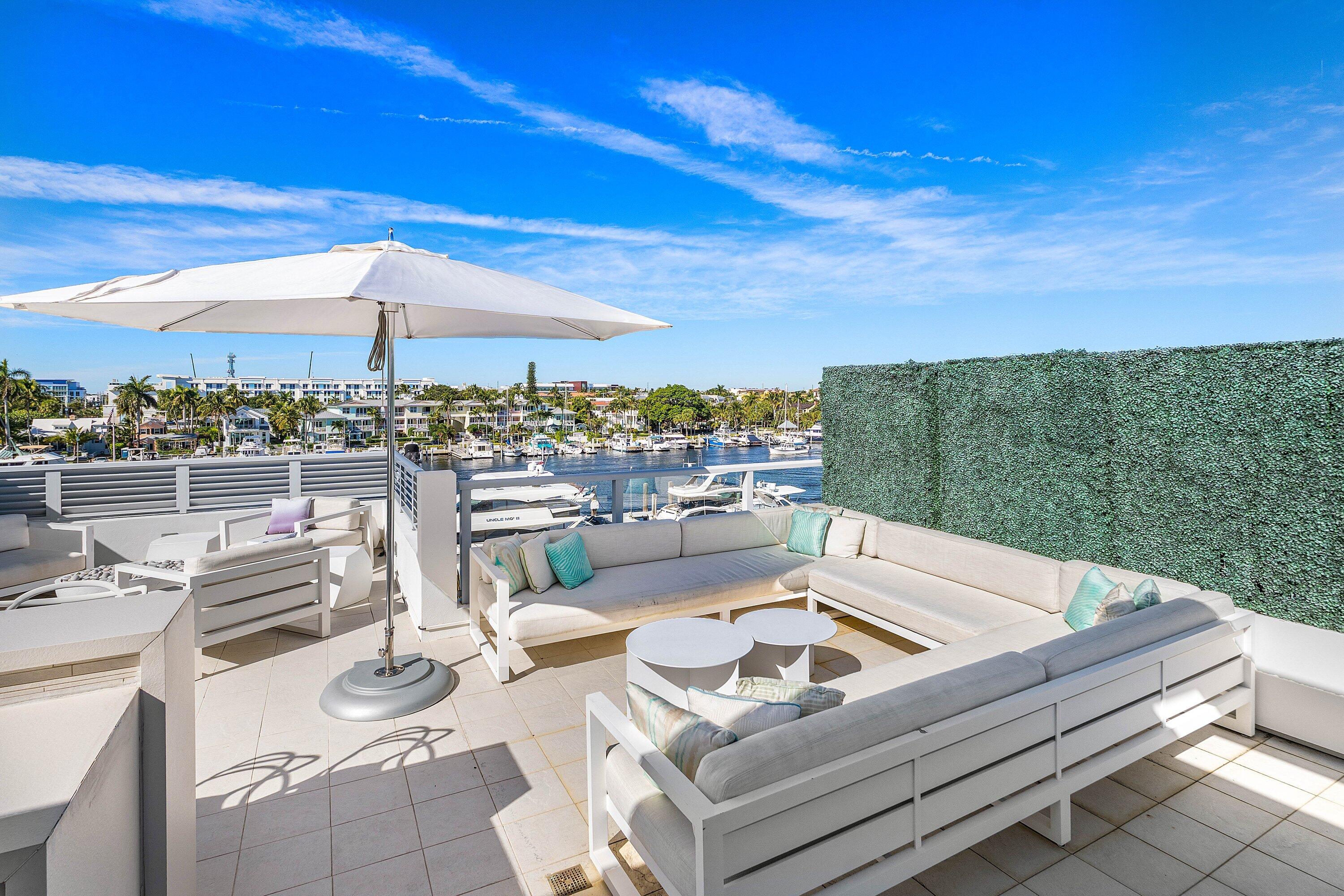 SEAGATE YACHT CLUB - Residential