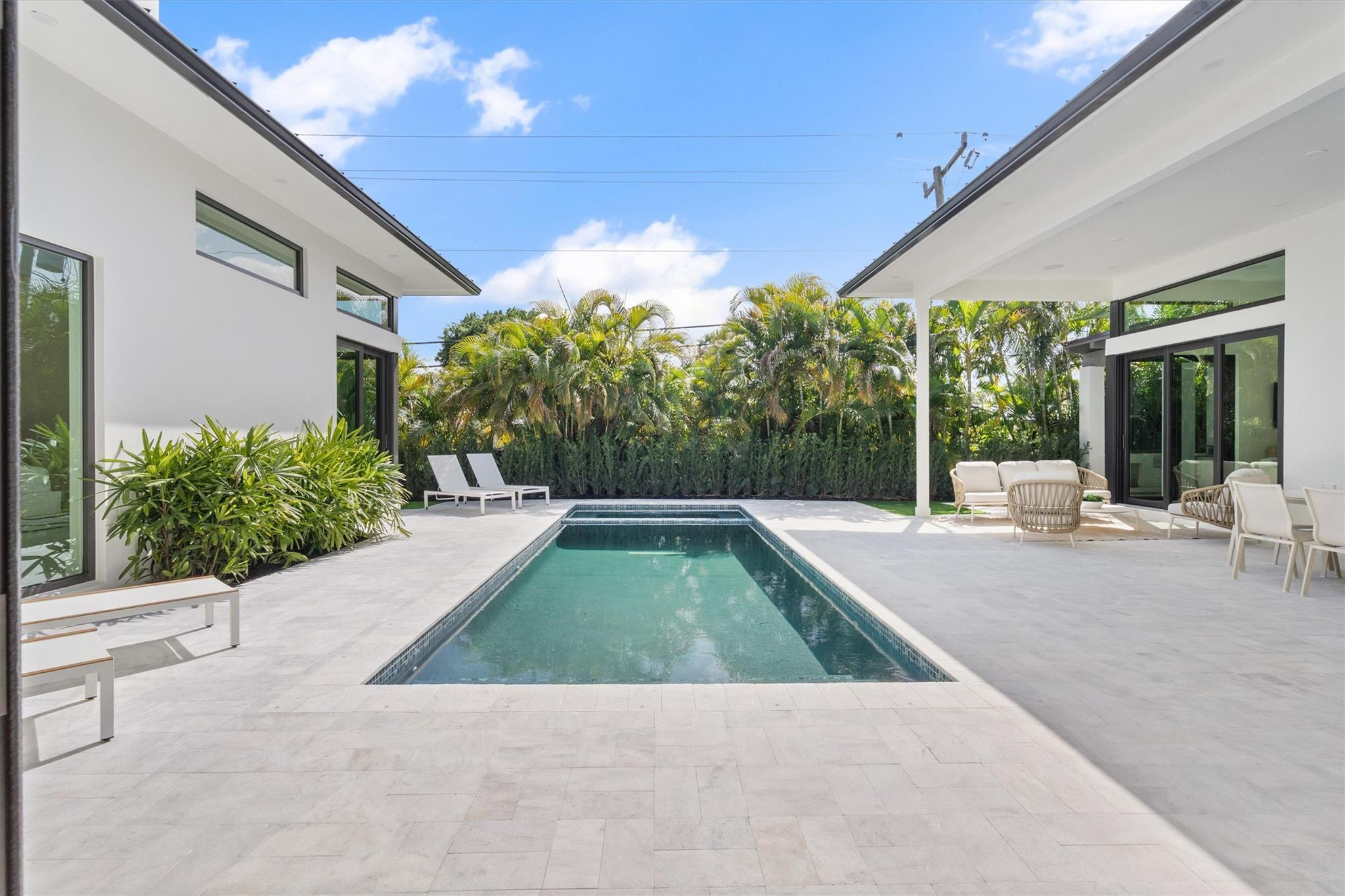 Coral Ridge - Residential