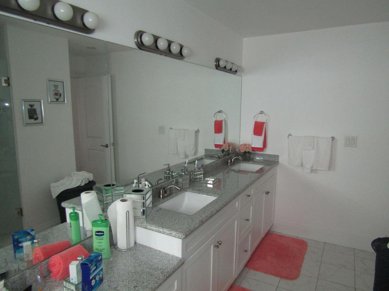 BOCA MADERA - Residential