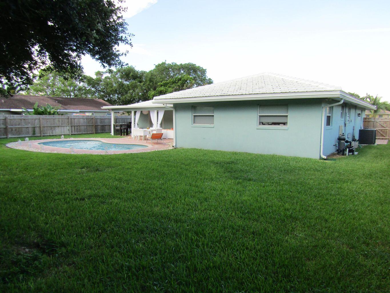 BOCA MADERA - Residential