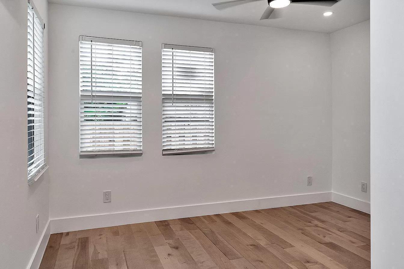 LAKE WORTH TOWN OF - Residential Lease