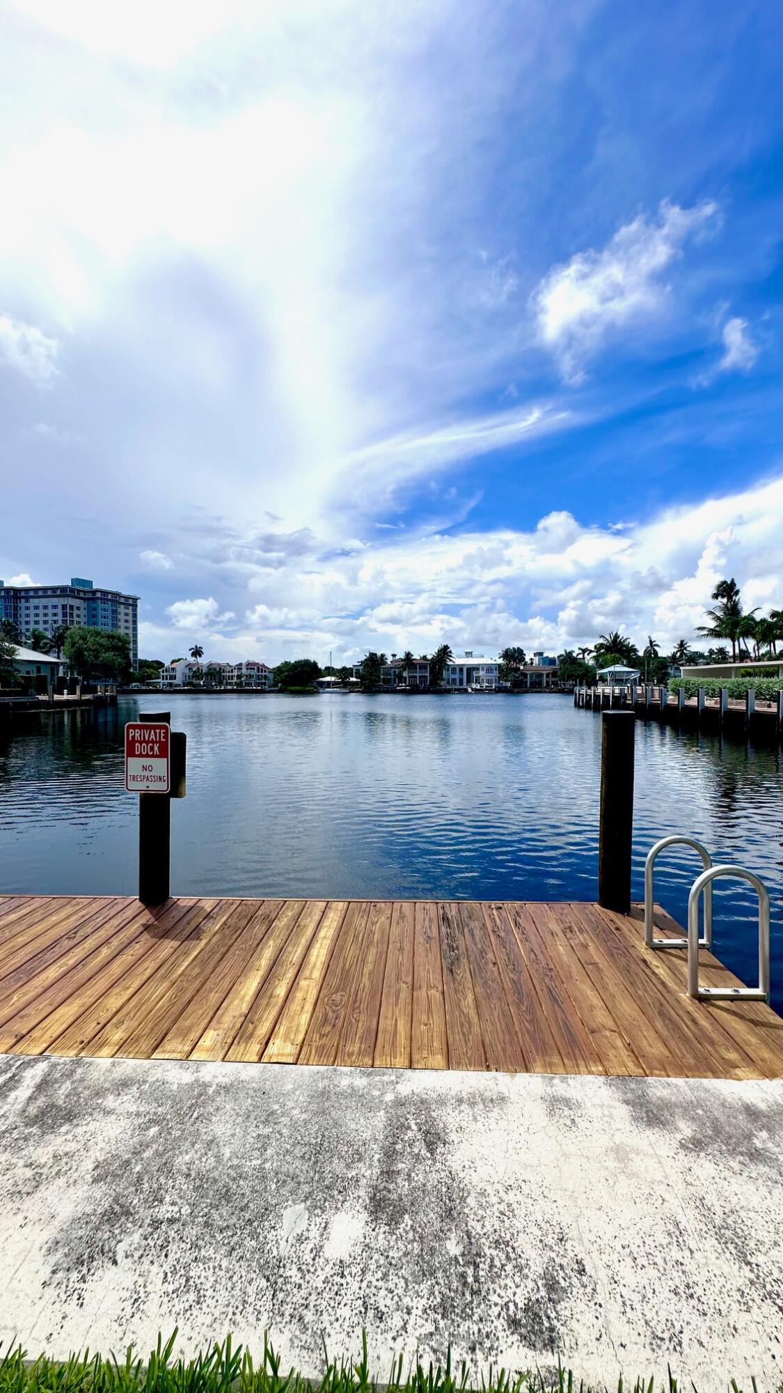 BALMORAL CONDO - Residential