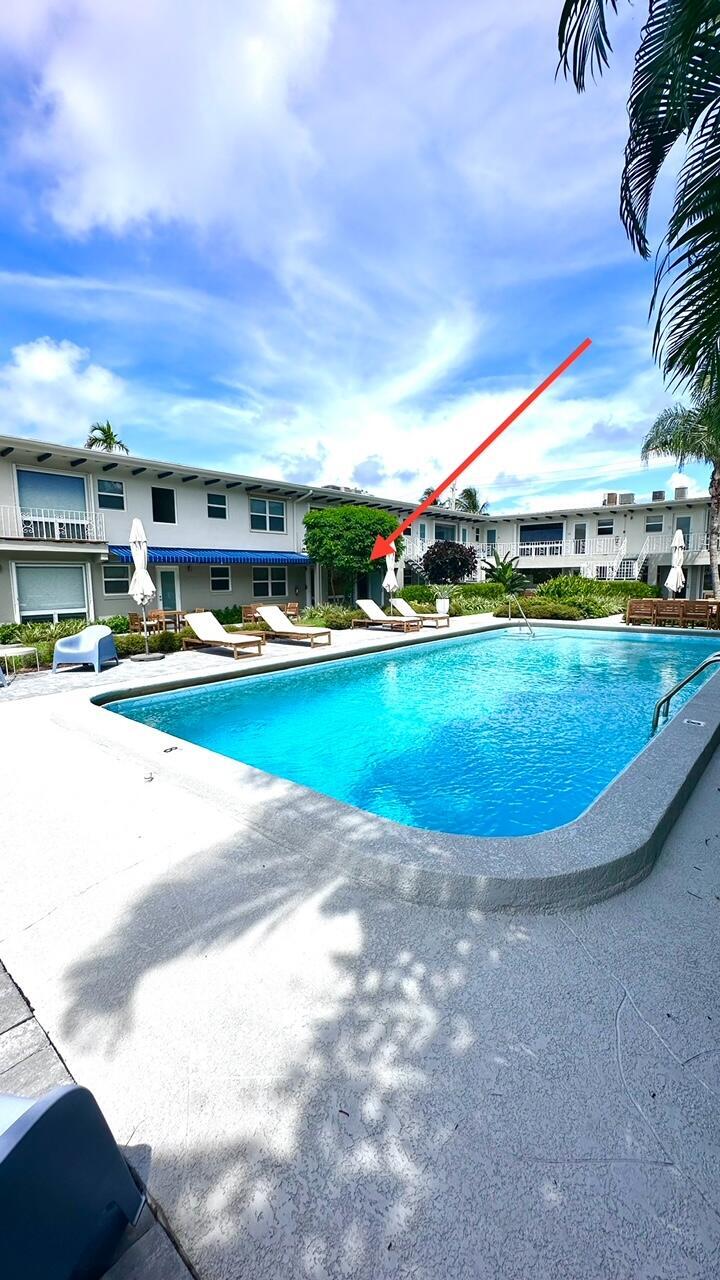 BALMORAL CONDO - Residential