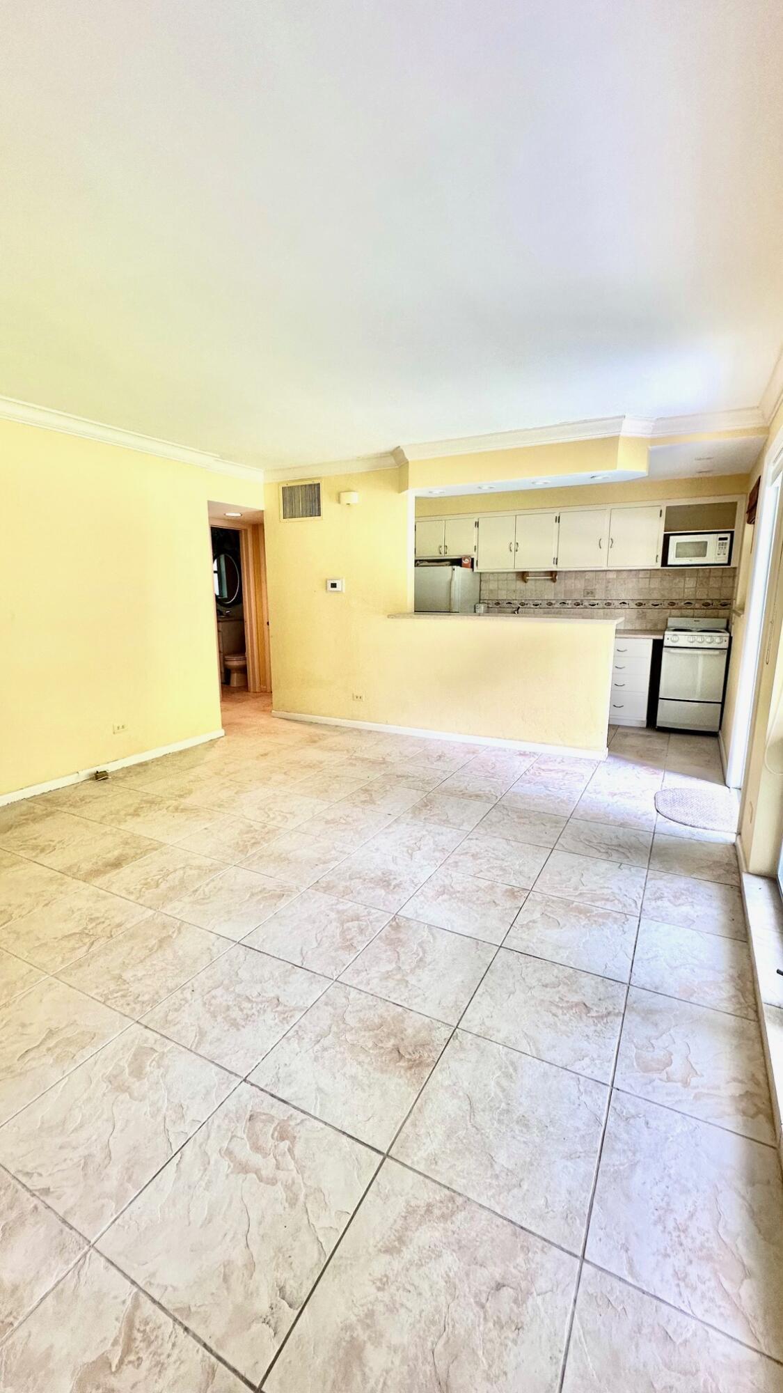 BALMORAL CONDO - Residential