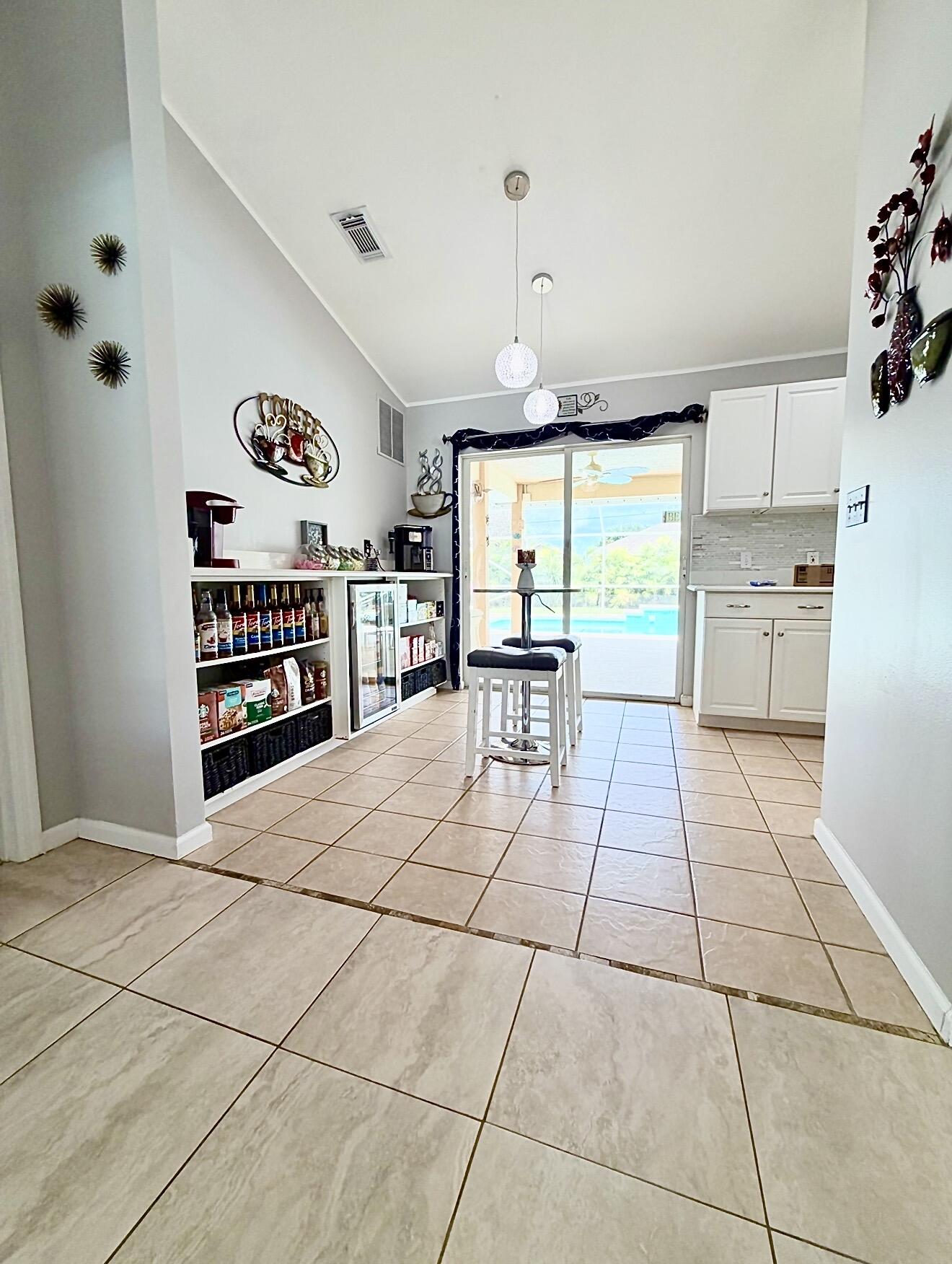 PORT ST LUCIE SECTION 27 - Residential