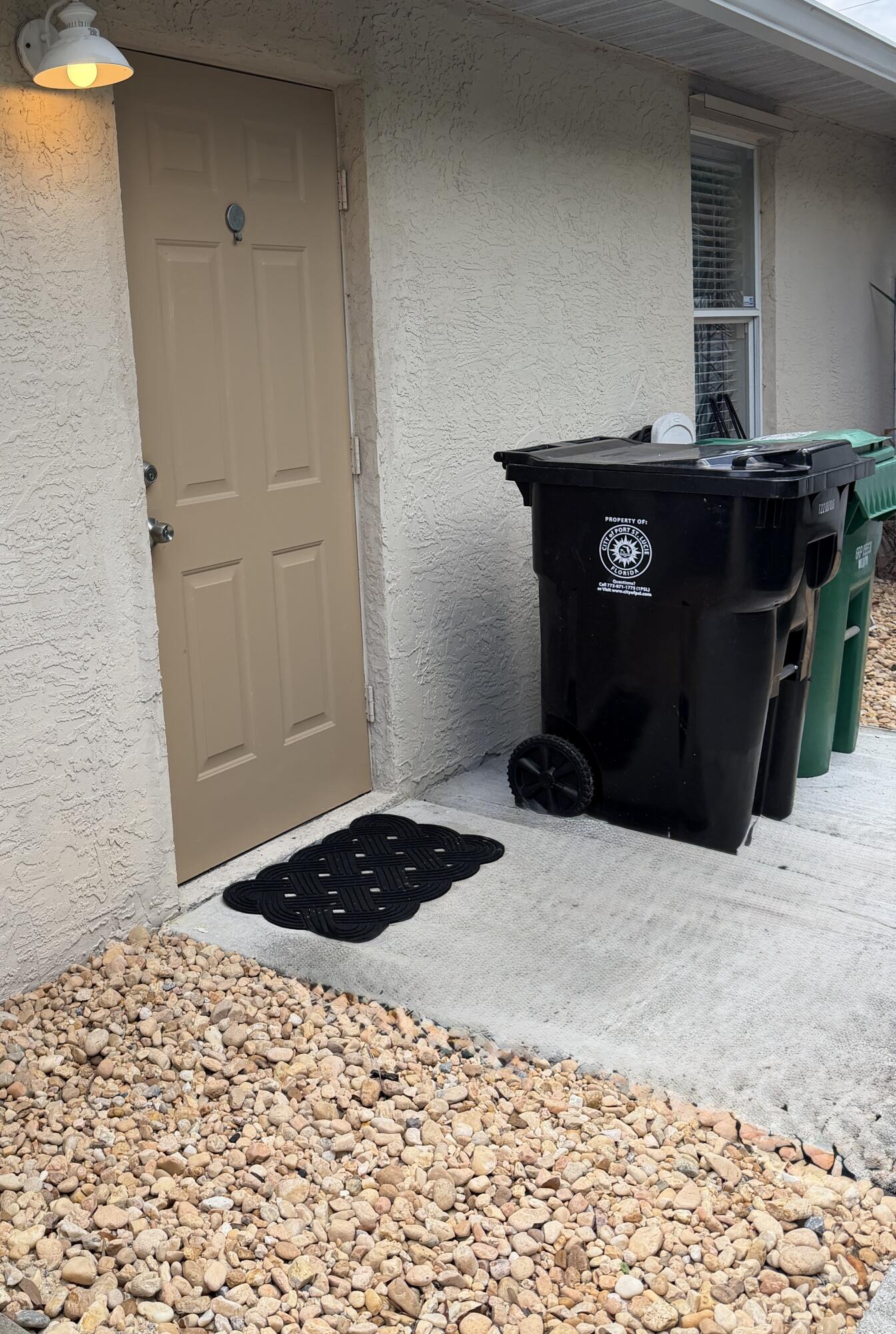 PORT ST LUCIE SECTION 27 - Residential