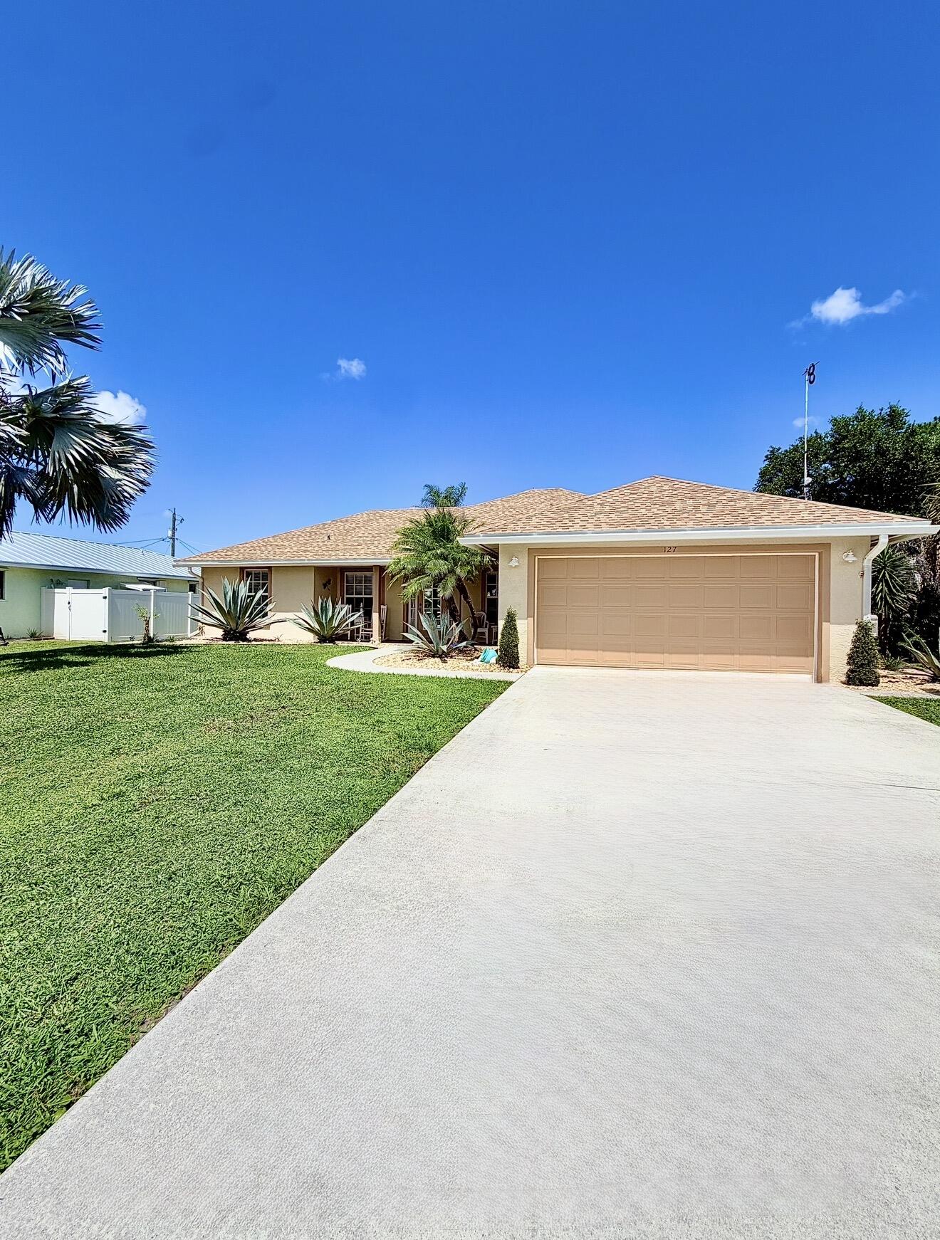 PORT ST LUCIE SECTION 27 - Residential