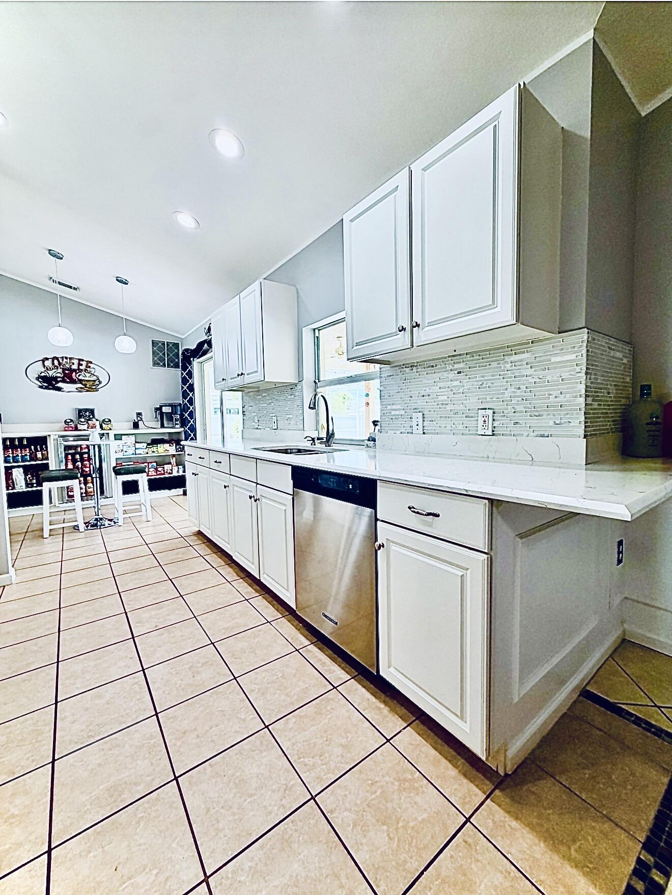 PORT ST LUCIE SECTION 27 - Residential