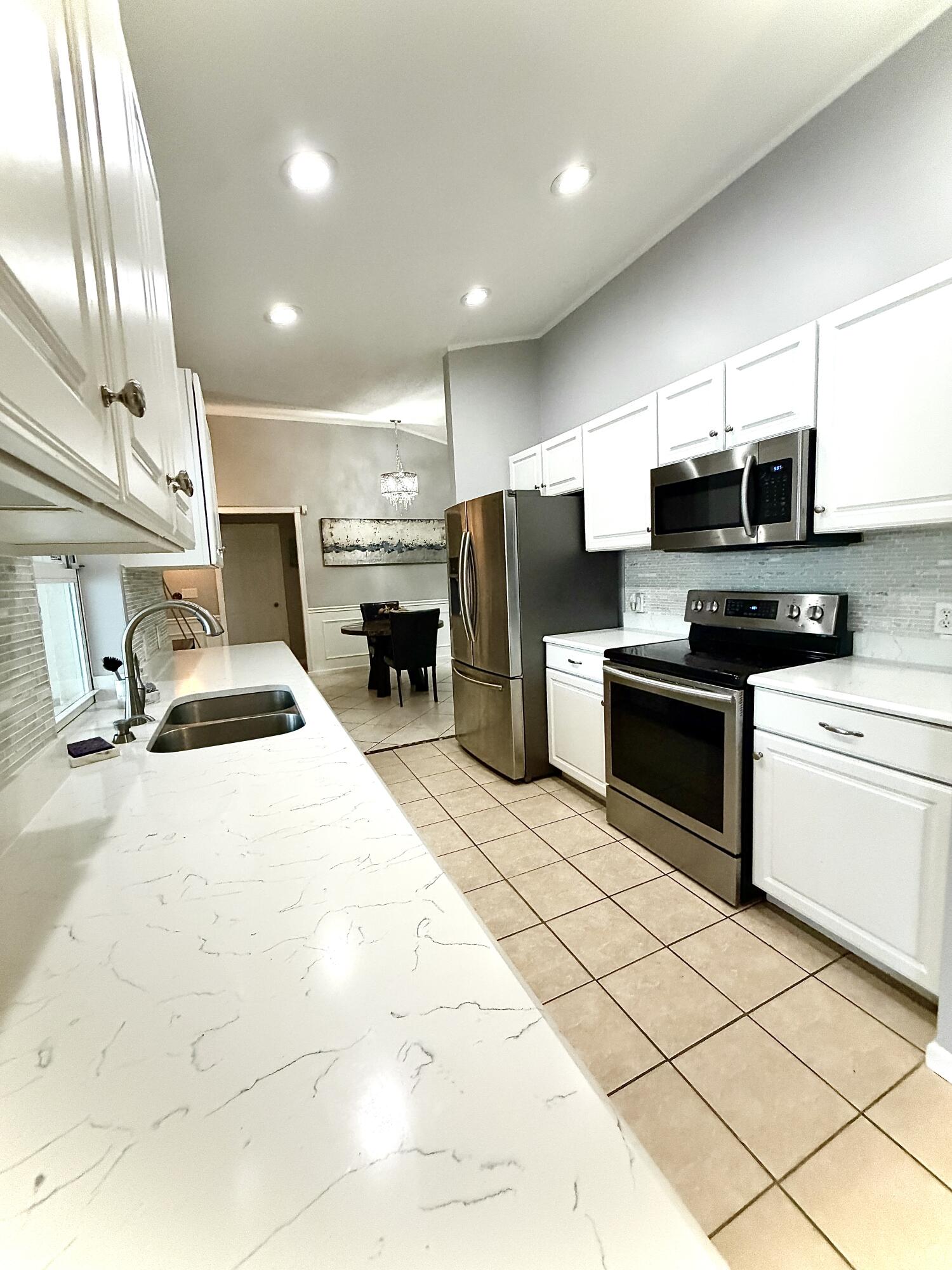 PORT ST LUCIE SECTION 27 - Residential