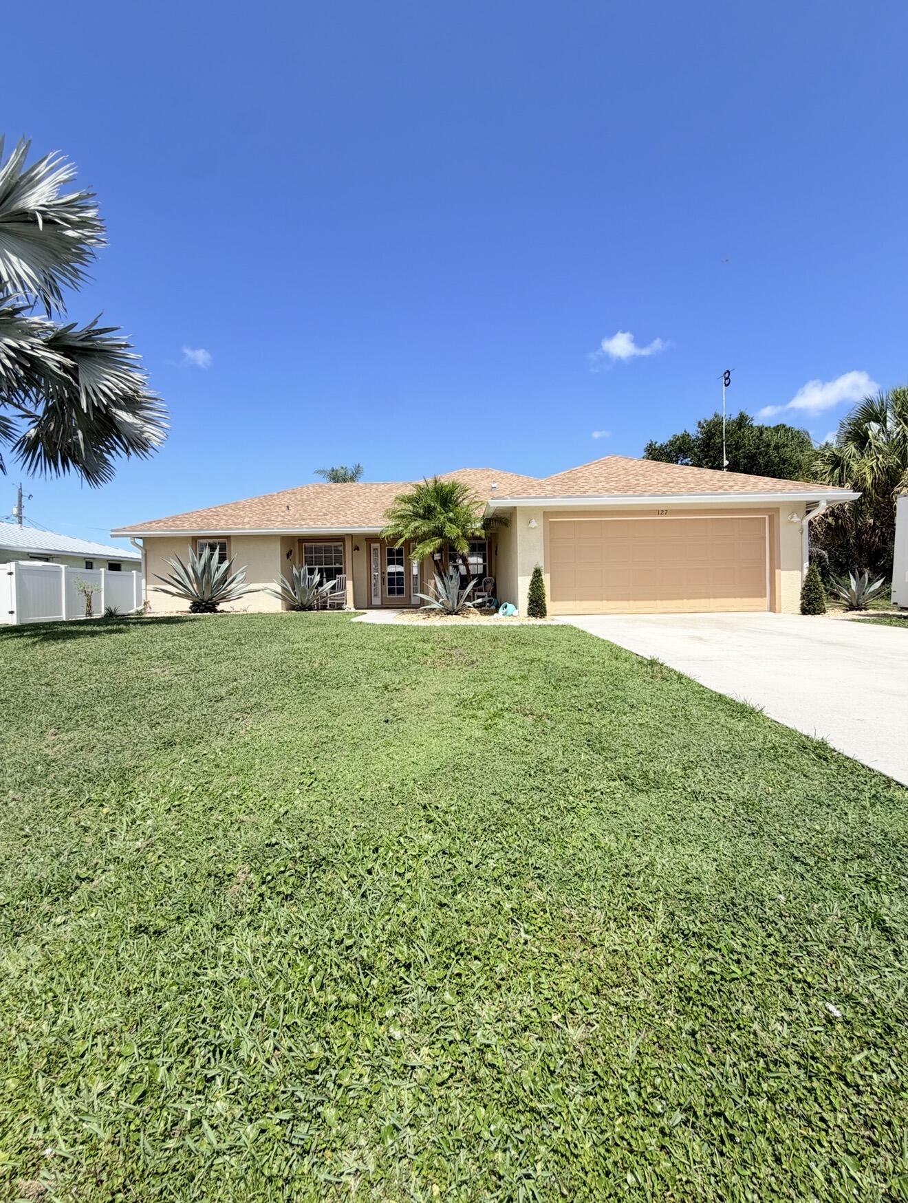 PORT ST LUCIE SECTION 27 - Residential