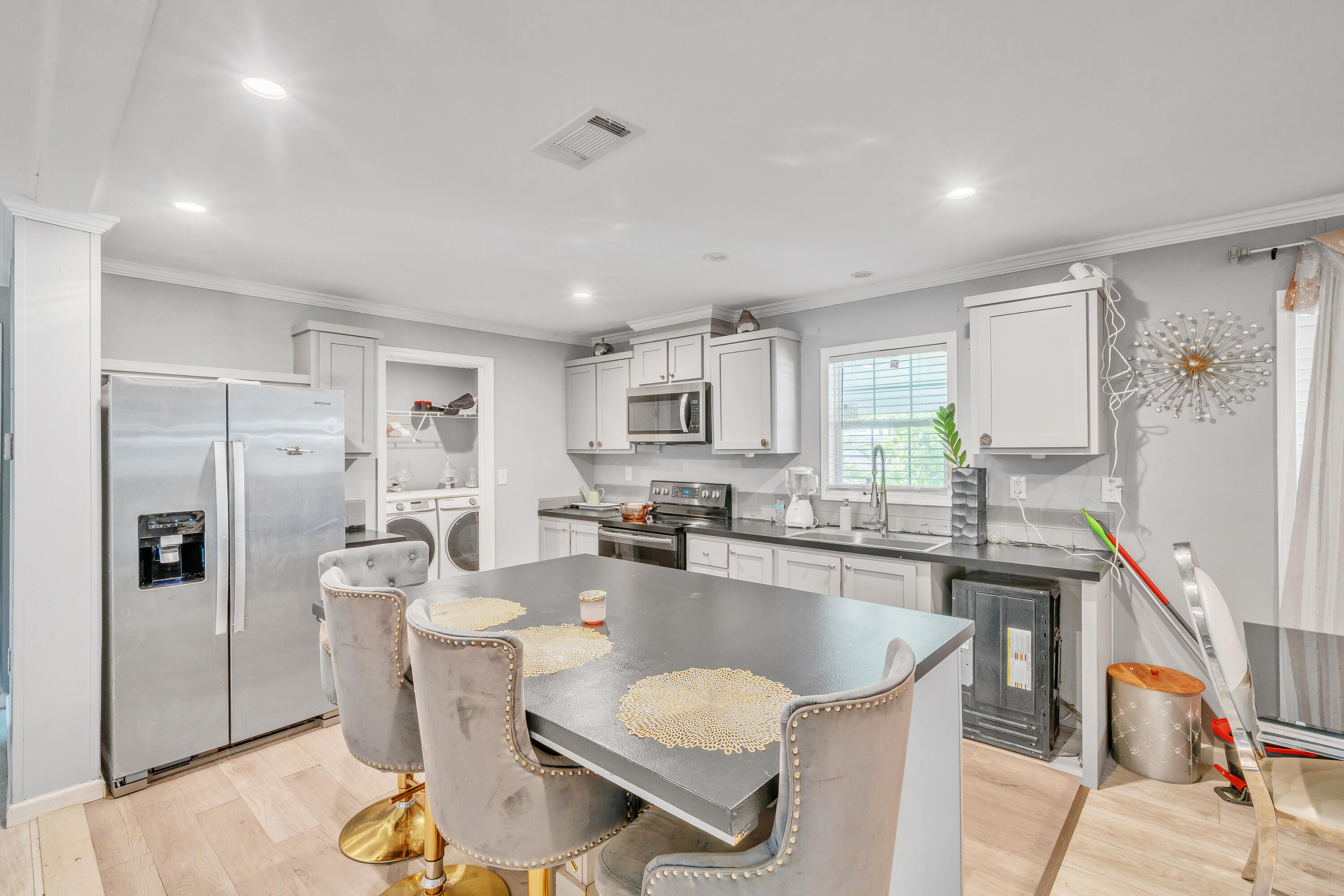Lake Worth Village - Residential