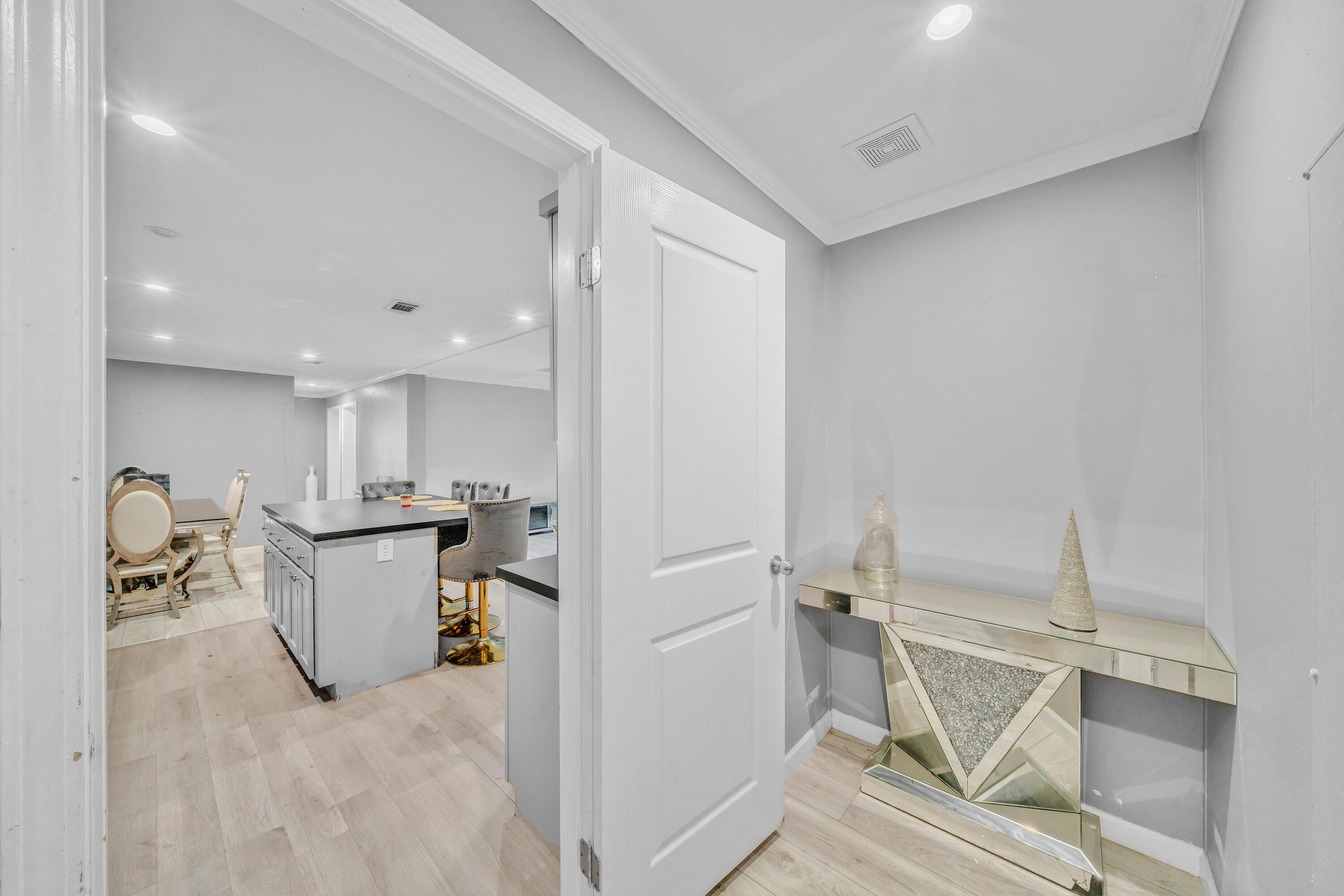 Lake Worth Village - Residential