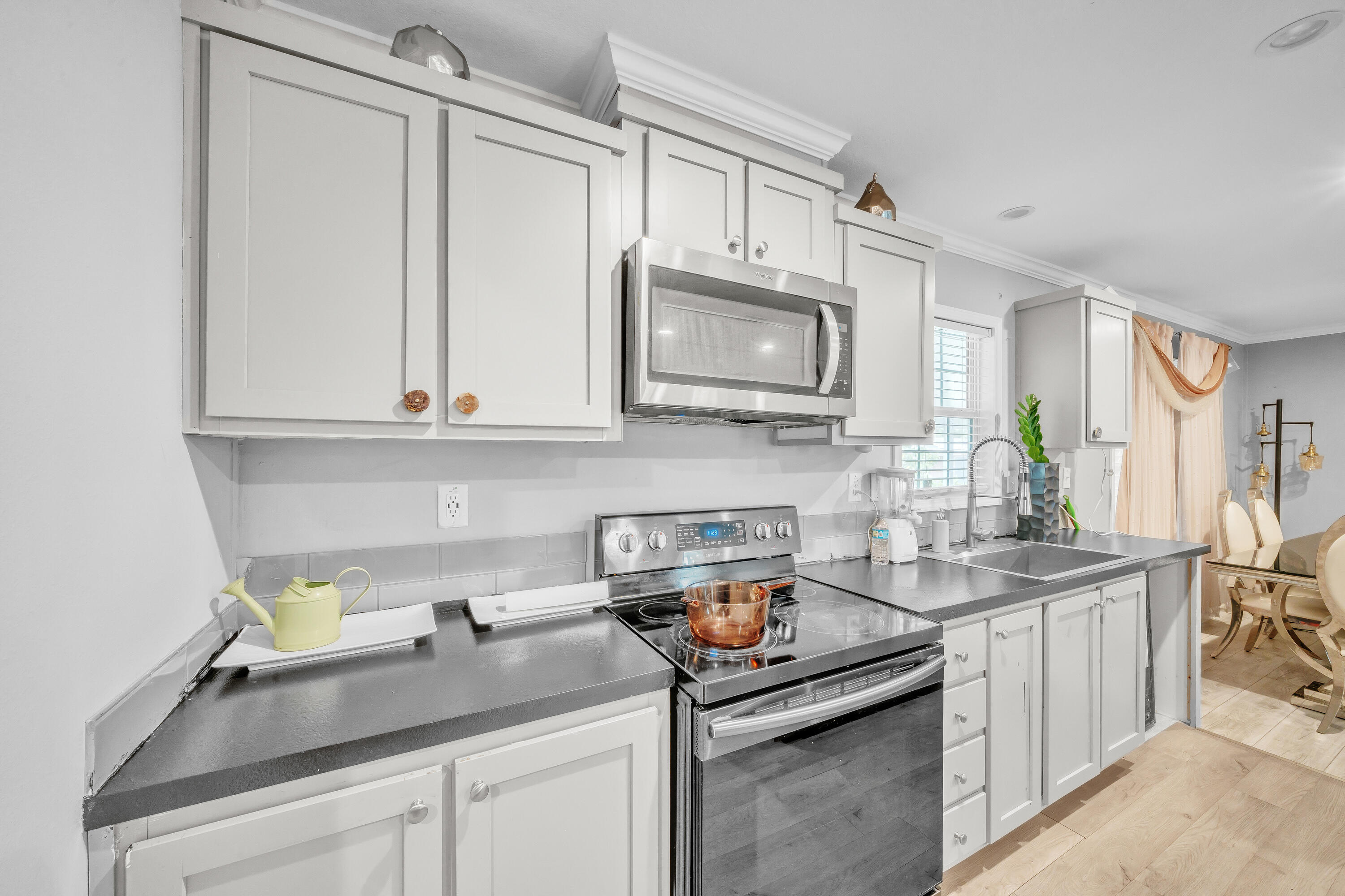 Lake Worth Village - Residential