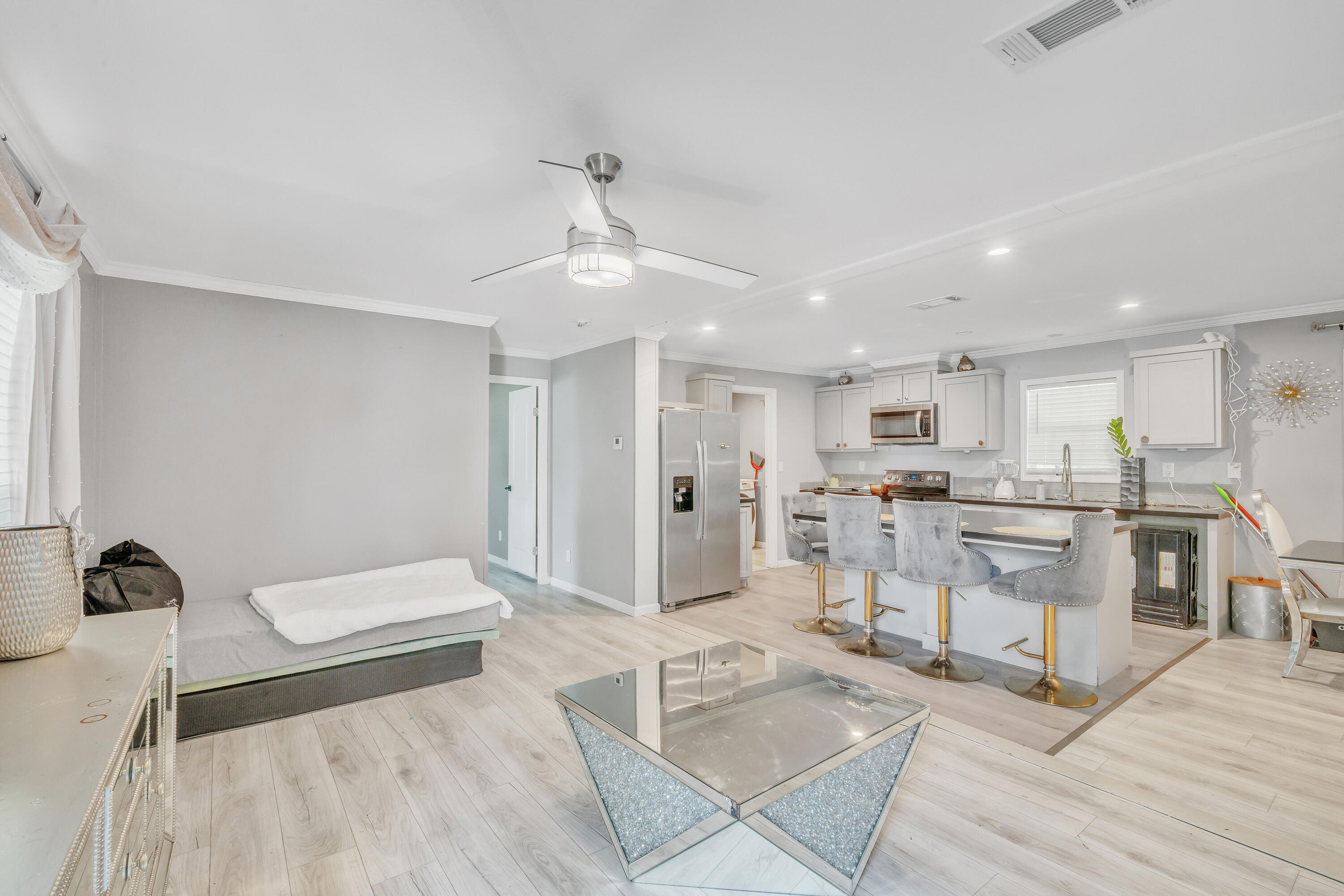 Lake Worth Village - Residential