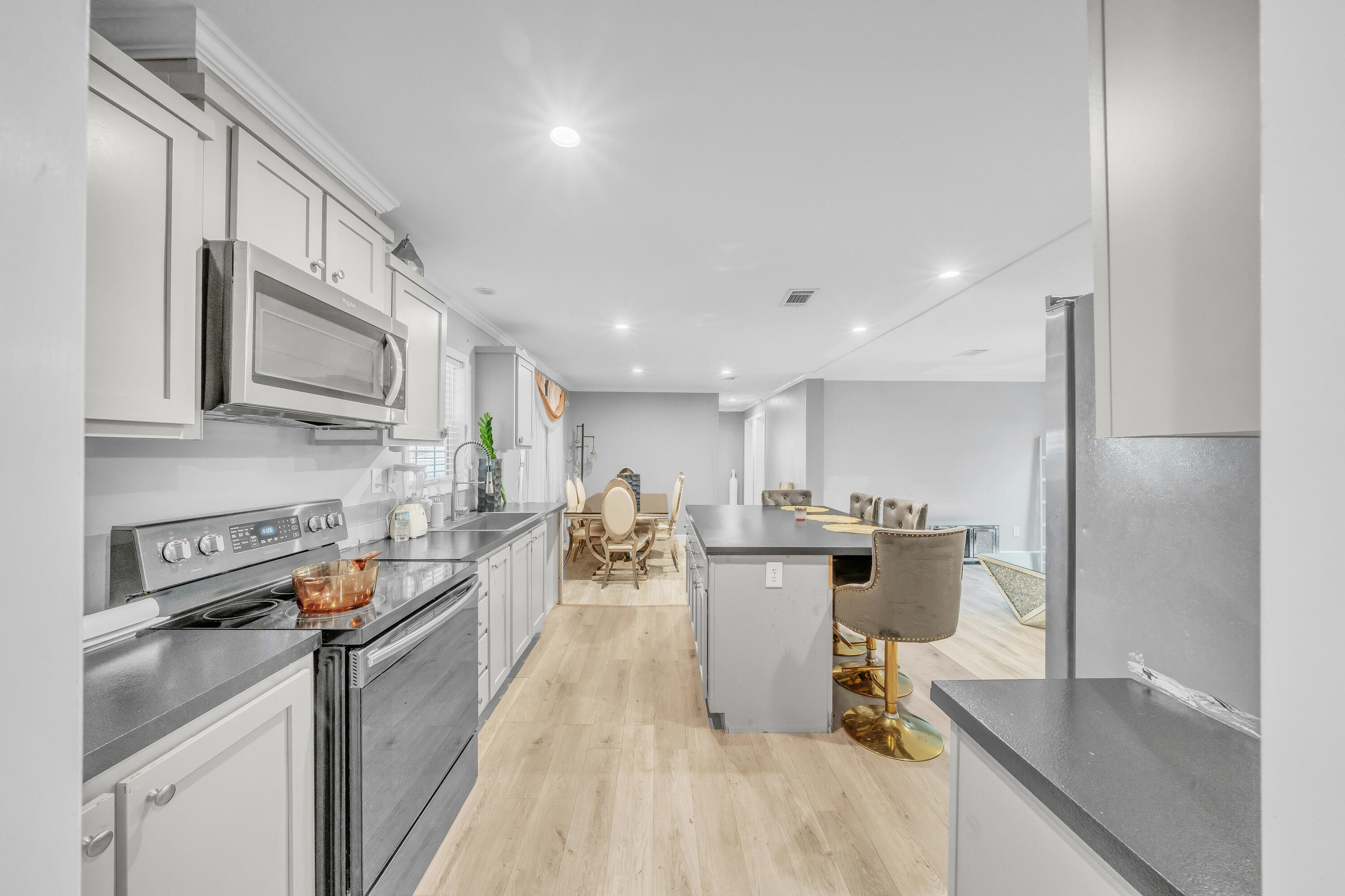 Lake Worth Village - Residential
