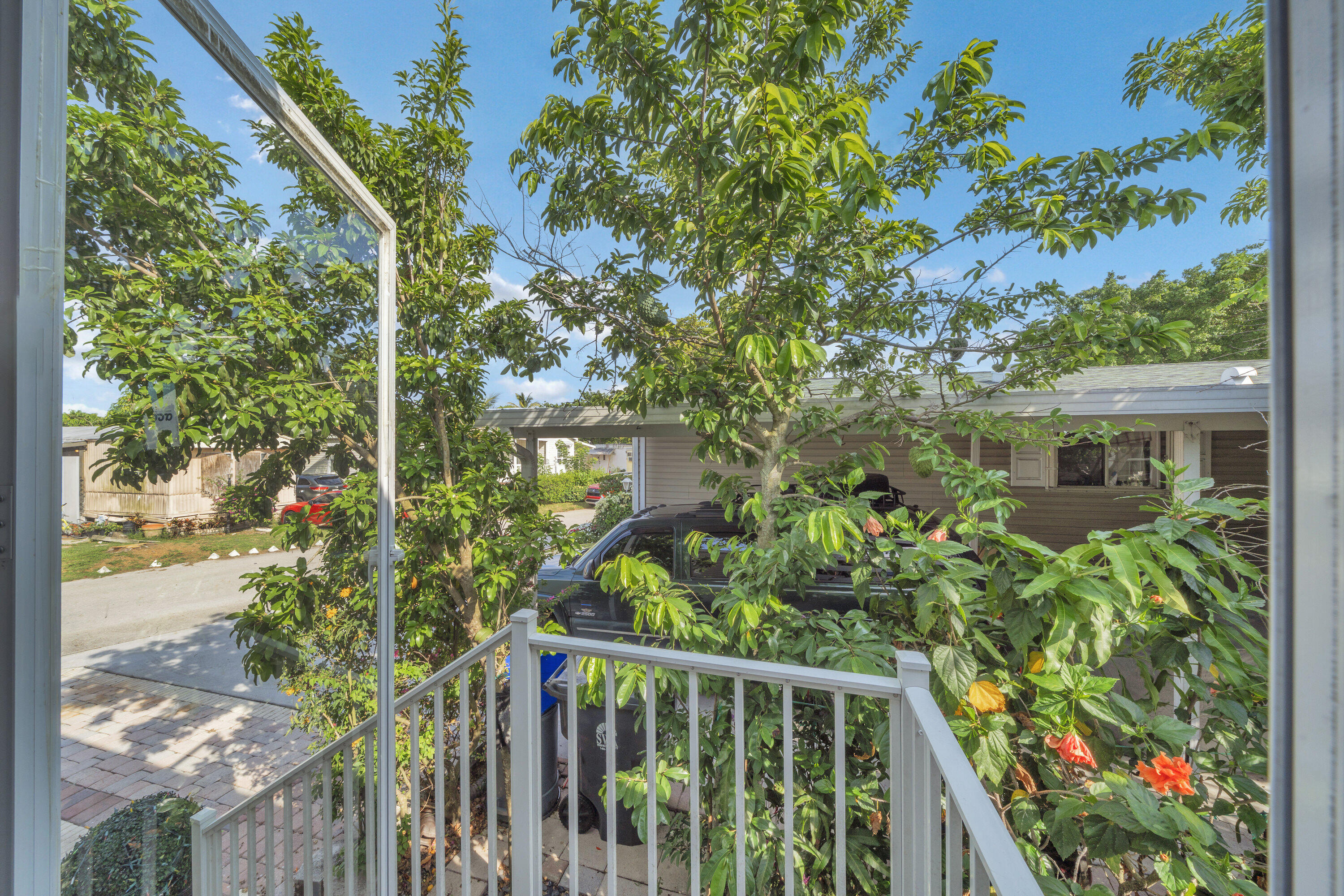 Lake Worth Village - Residential