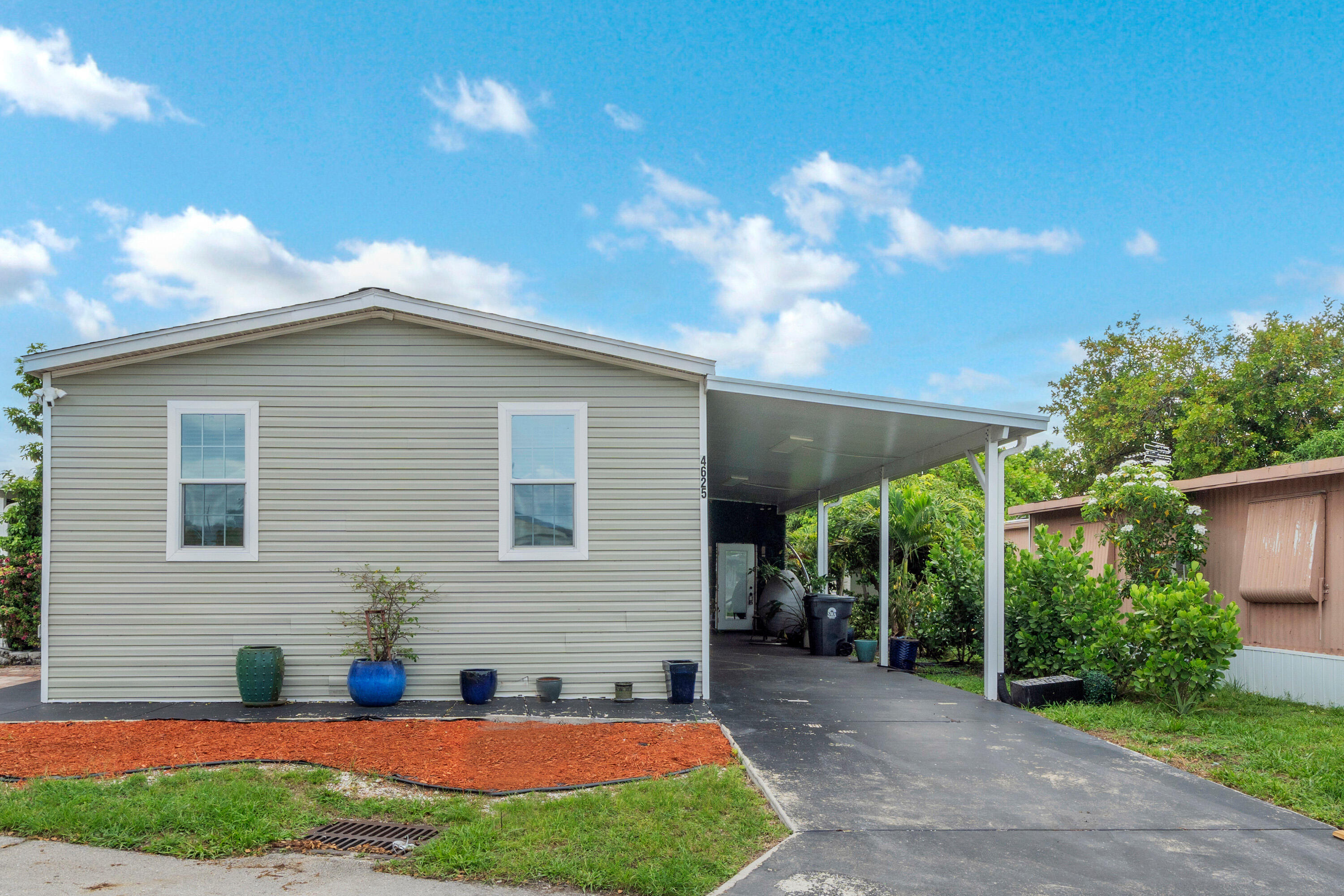 Lake Worth Village - Residential