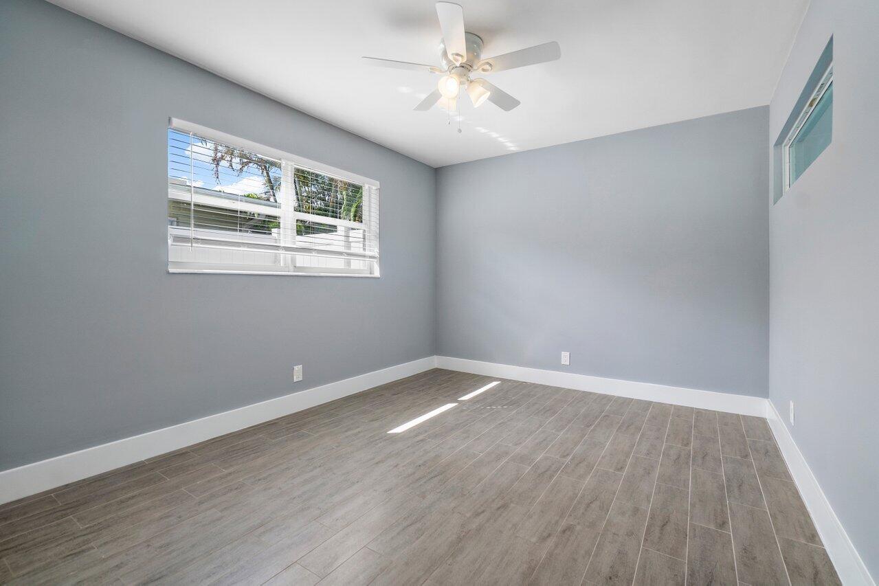 FAIR WAY PARK - Residential Income
