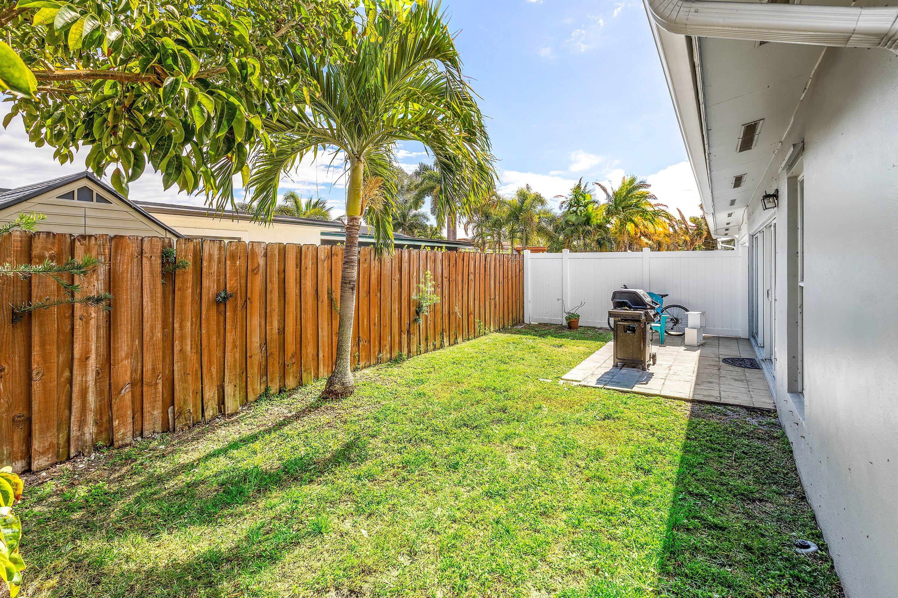 FAIR WAY PARK - Residential Income