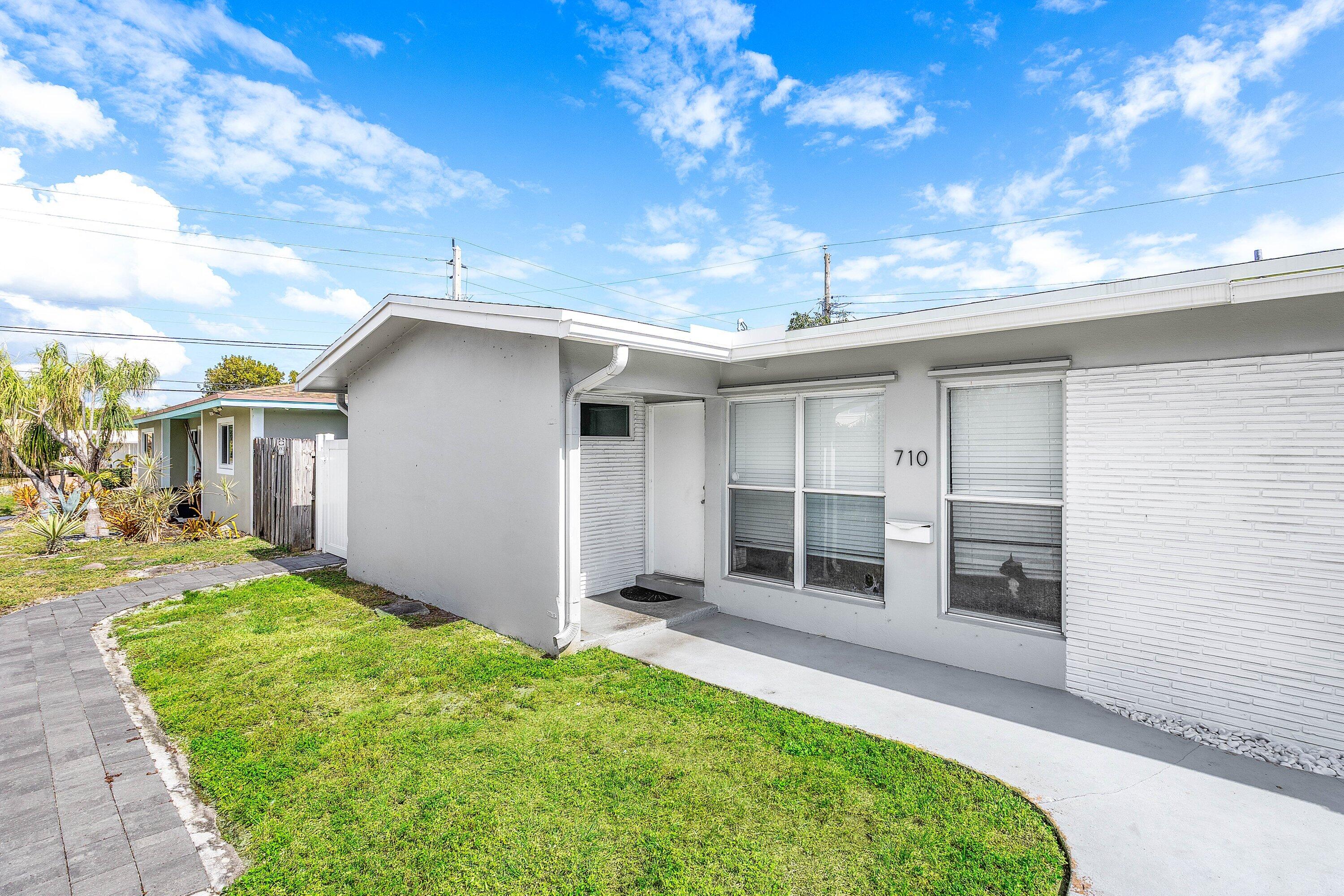 FAIR WAY PARK - Residential Income