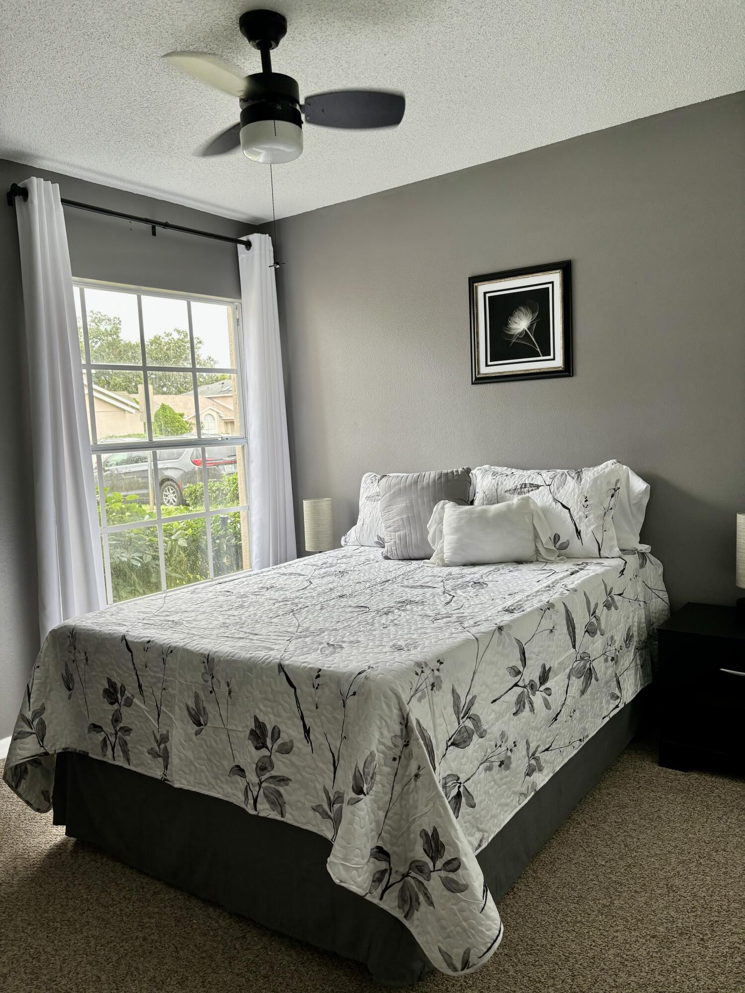 WINDSOR OAKS - Residential