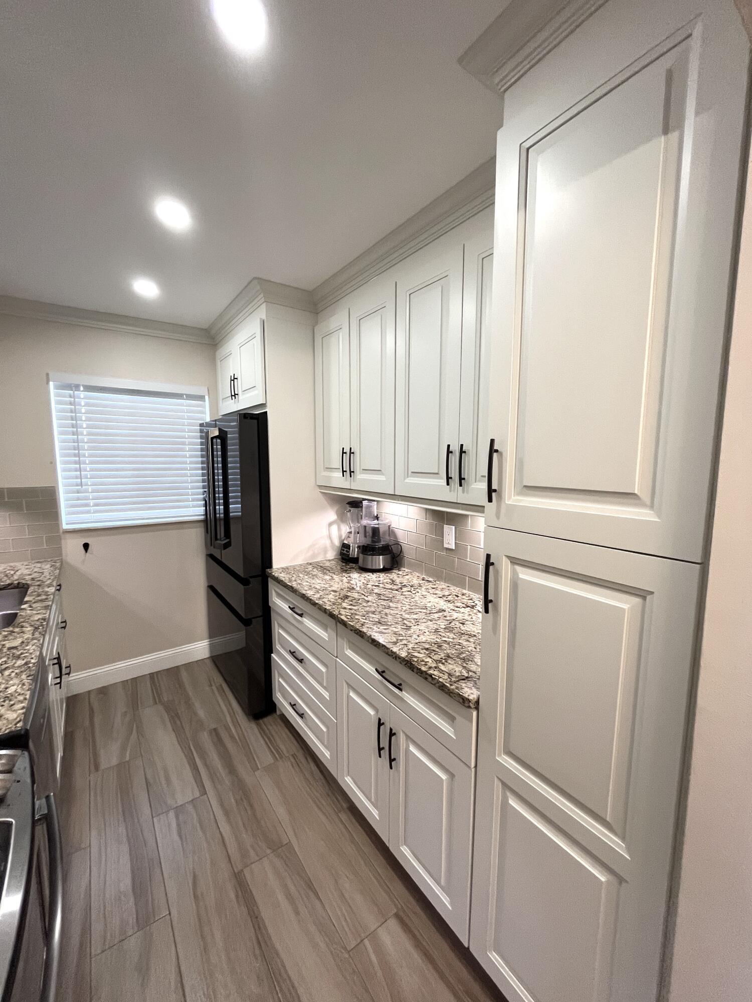HIGH POINT WEST CONDOMINIUM NO 2 - Residential