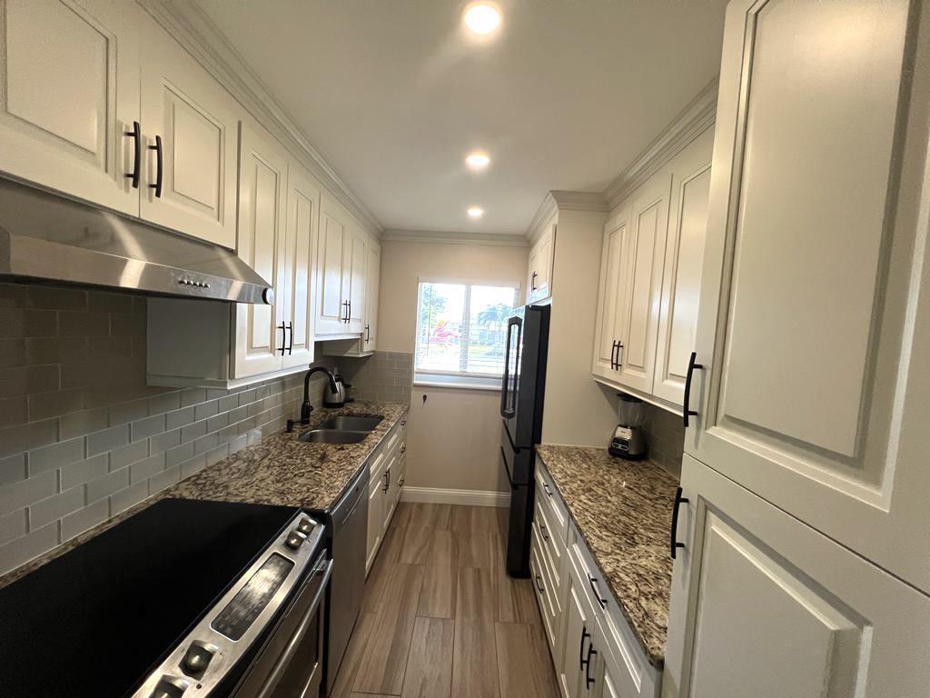 HIGH POINT WEST CONDOMINIUM NO 2 - Residential
