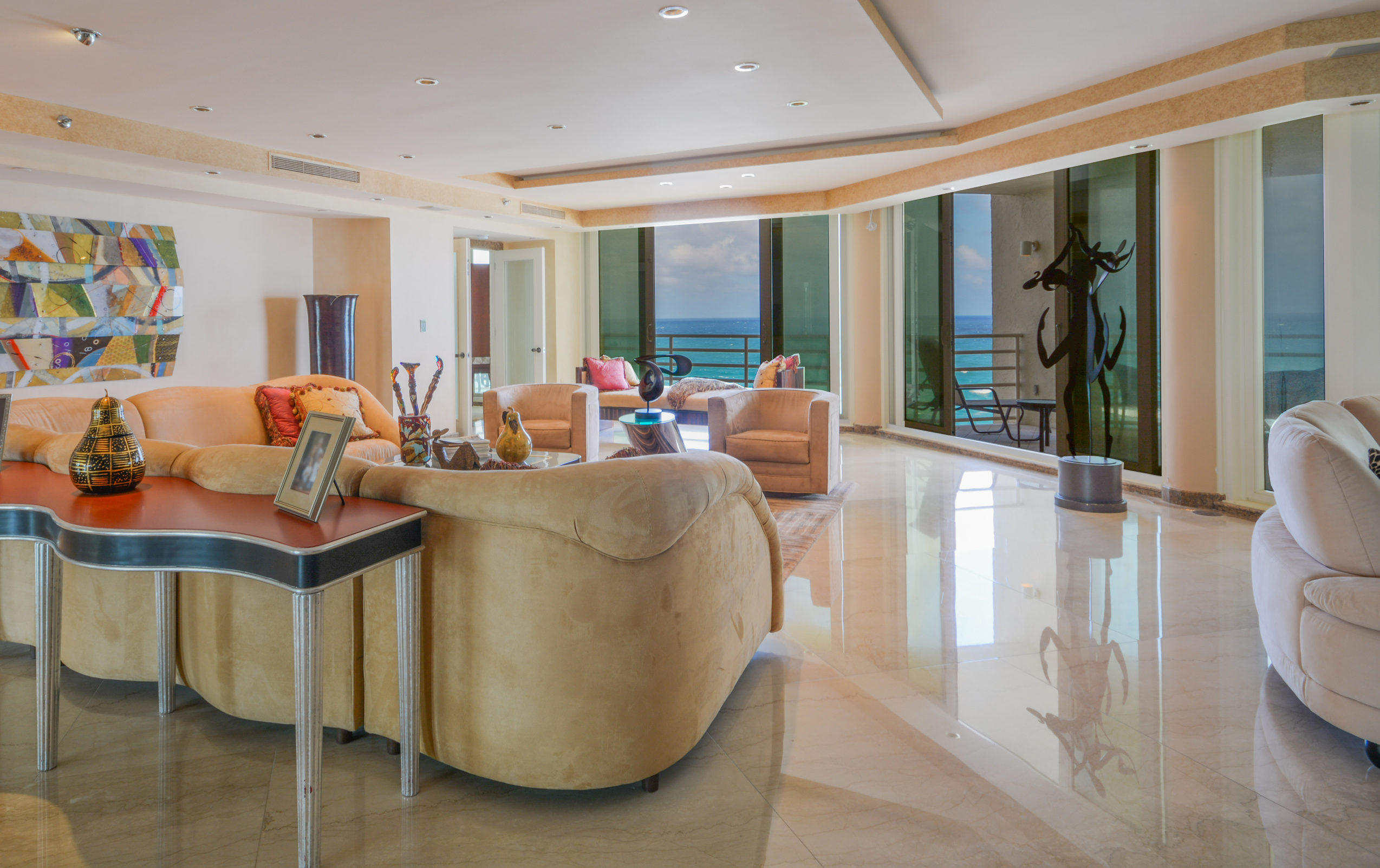 PRESIDENTIAL PLACE - Residential