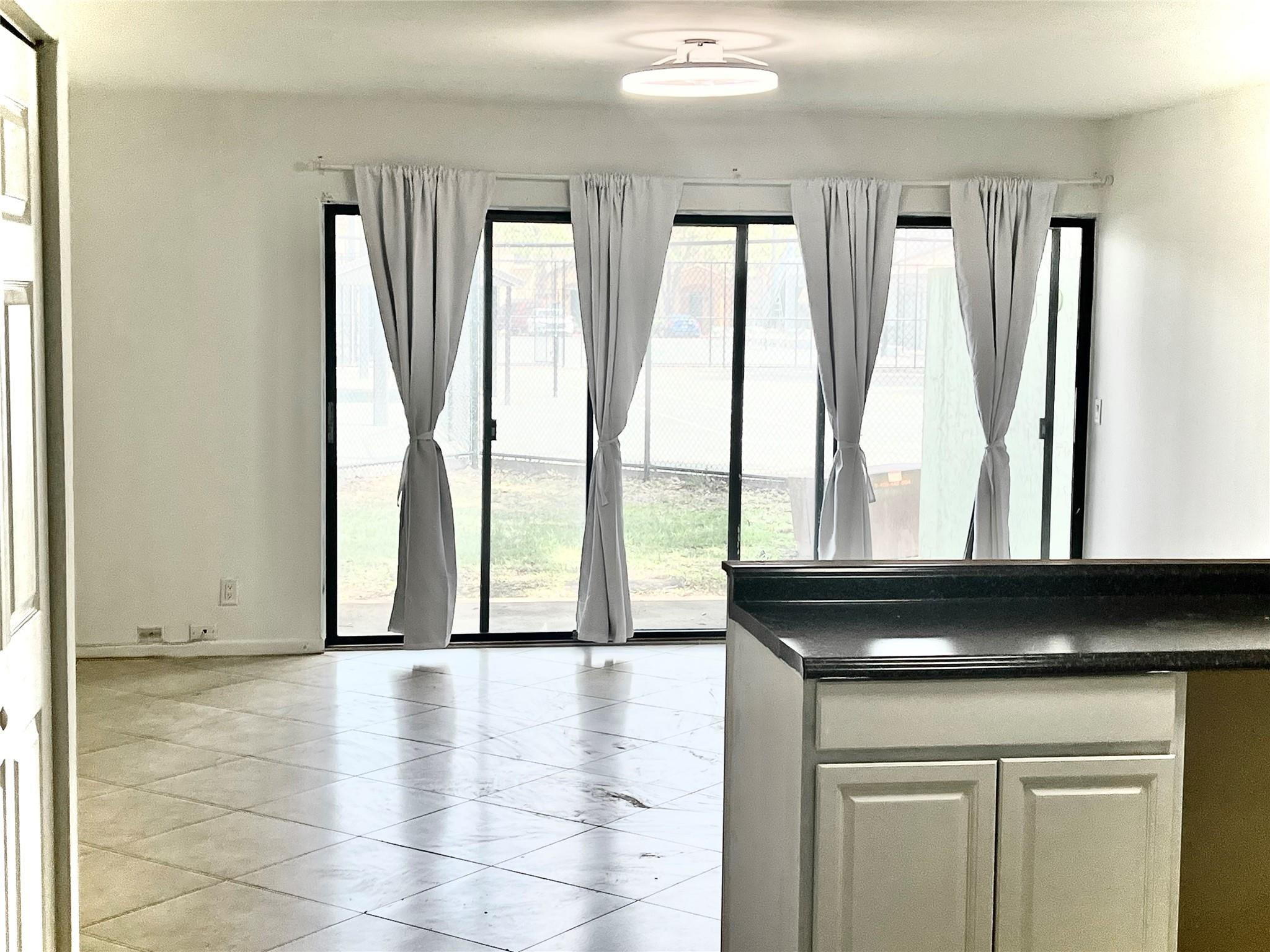 RACQUET CLUB OF DEER CREEK - Residential Lease