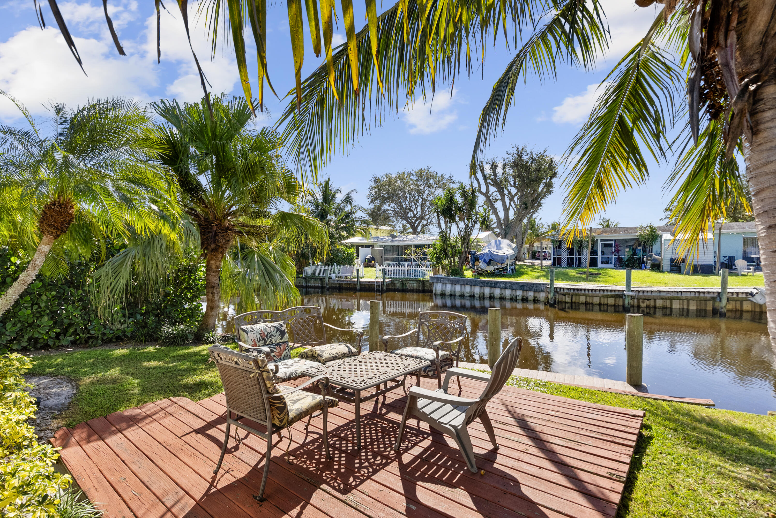 FISHERMANS HIDEAWAY SECTION ONE - Residential