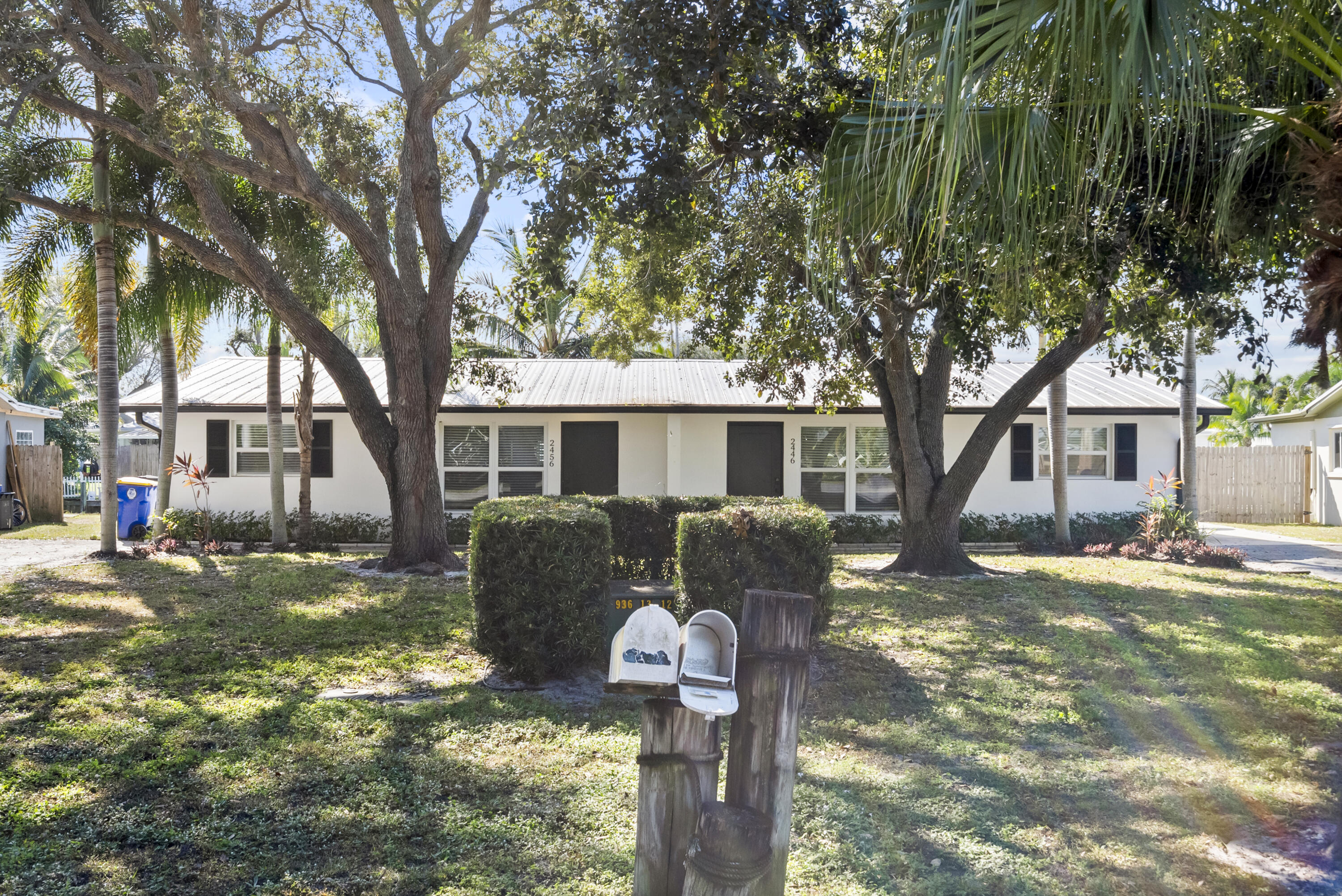FISHERMANS HIDEAWAY SECTION ONE - Residential