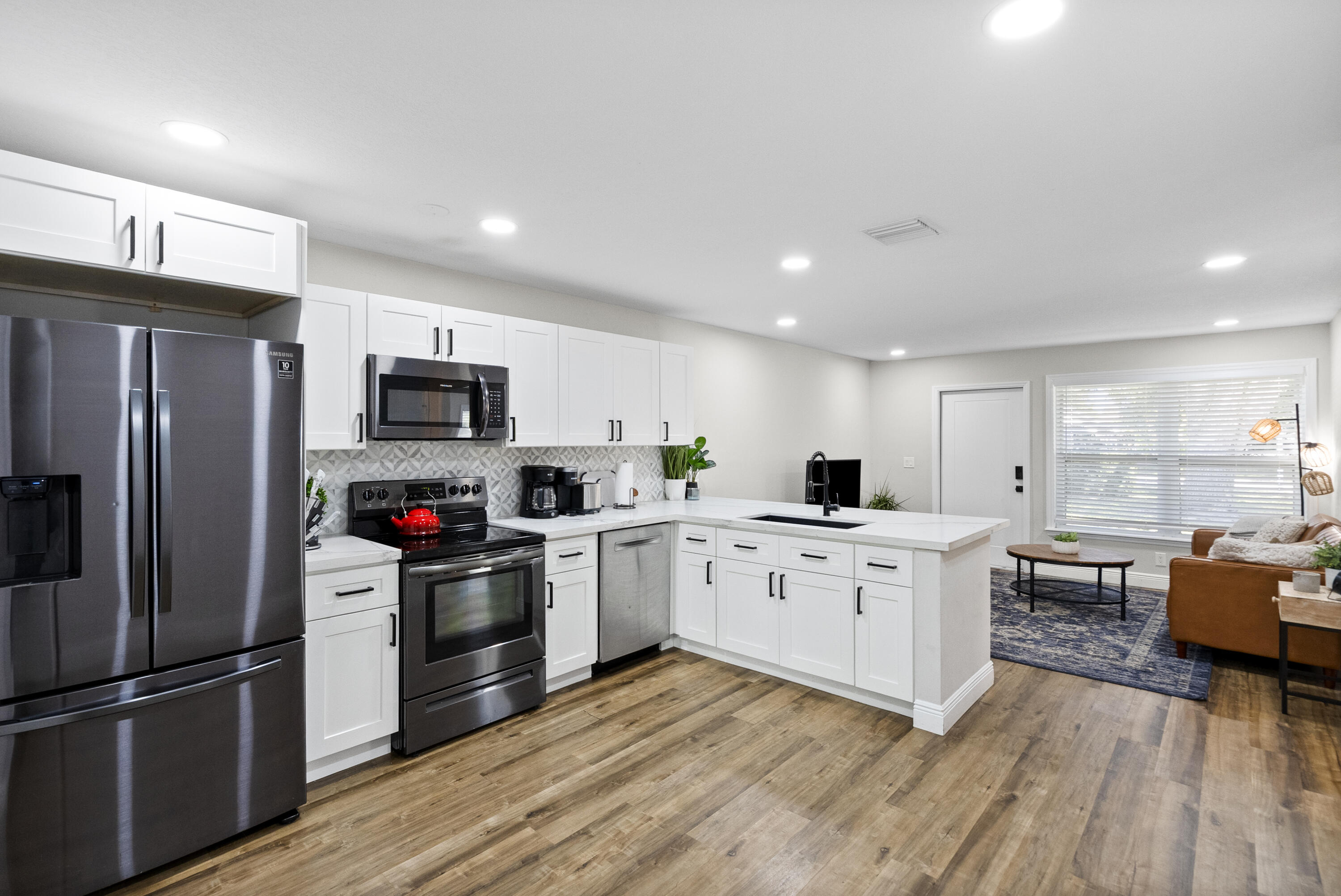 FISHERMANS HIDEAWAY SECTION ONE - Residential