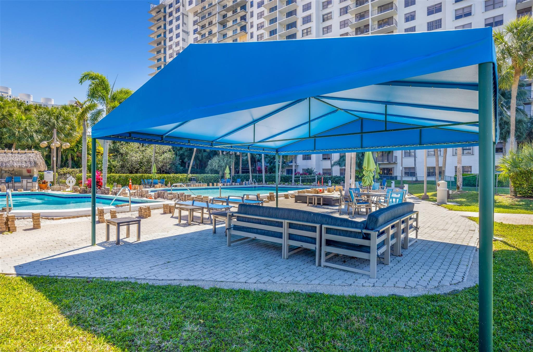 TOWER AT BISCAYNE COVE CONDO - Residential