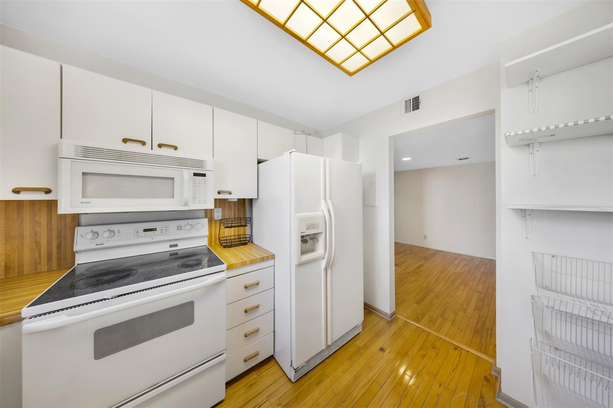 TOWER AT BISCAYNE COVE CONDO - Residential