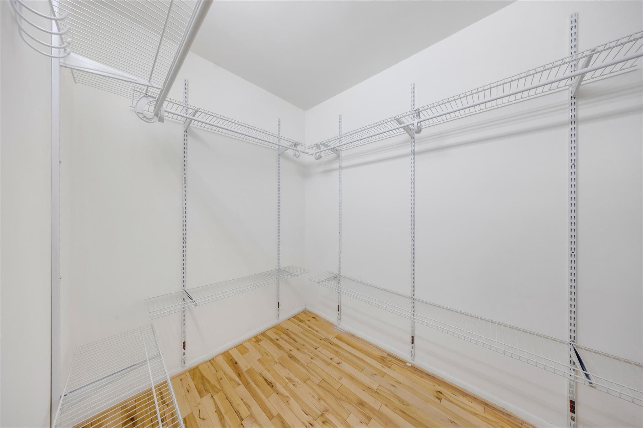 TOWER AT BISCAYNE COVE CONDO - Residential