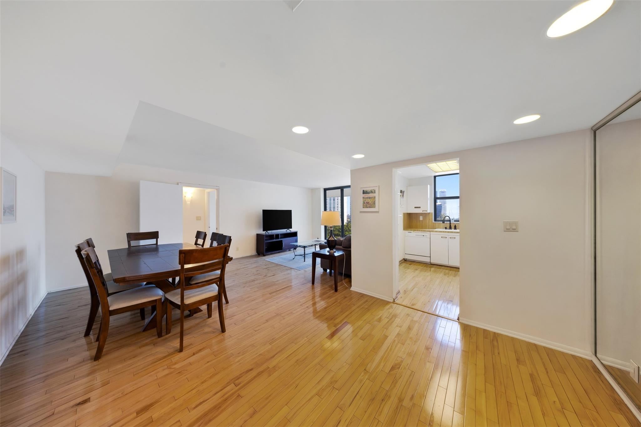 TOWER AT BISCAYNE COVE CONDO - Residential