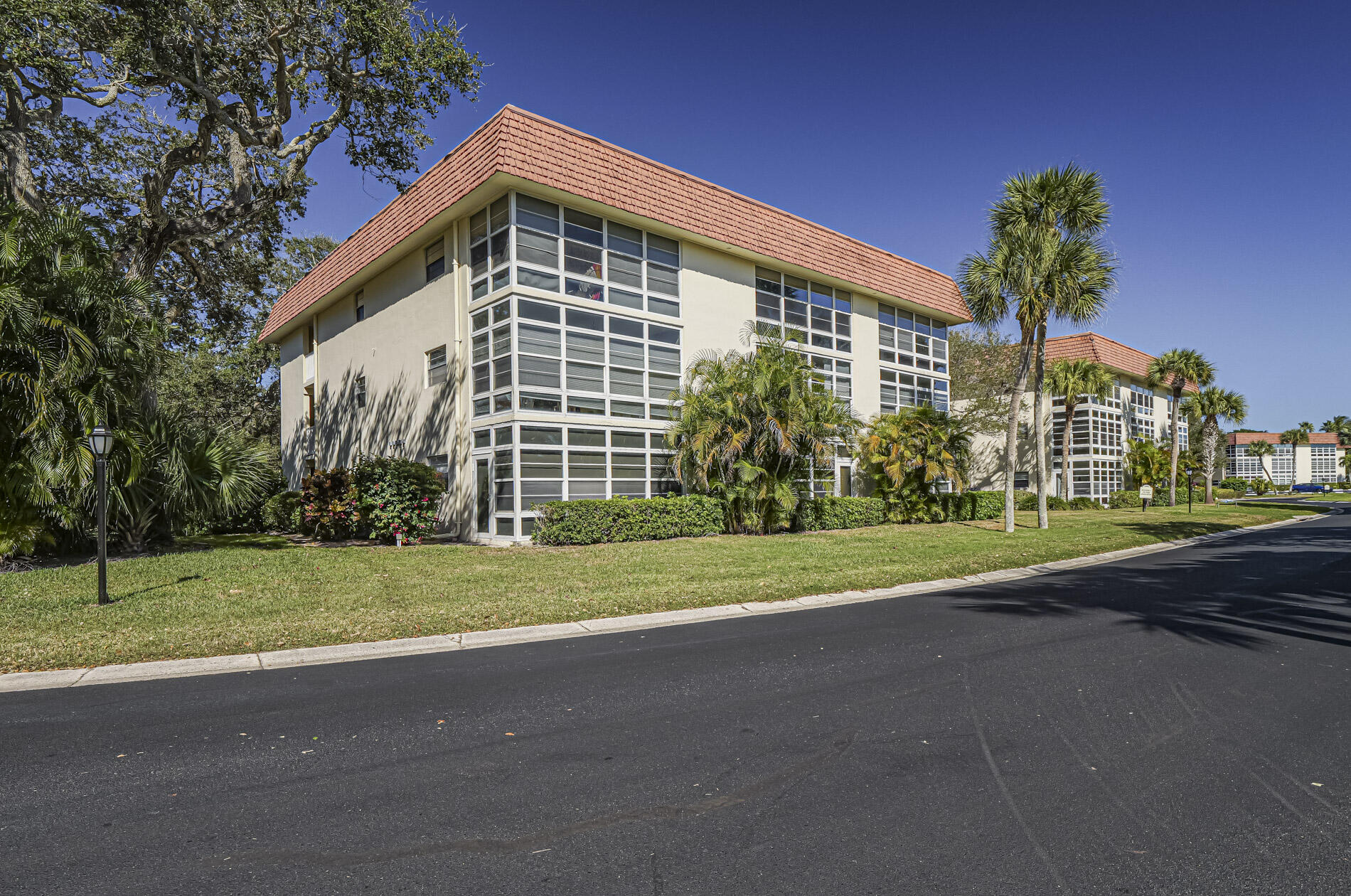 Vista Del Mar - Residential