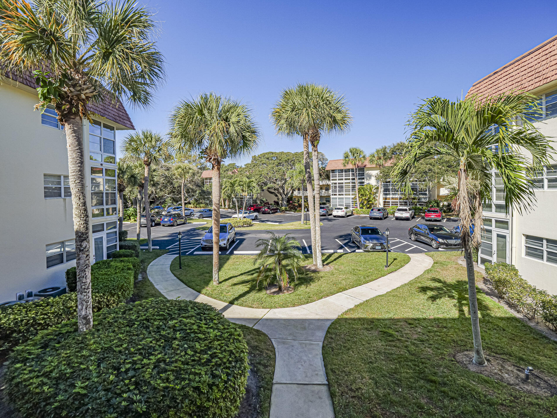 Vista Del Mar - Residential