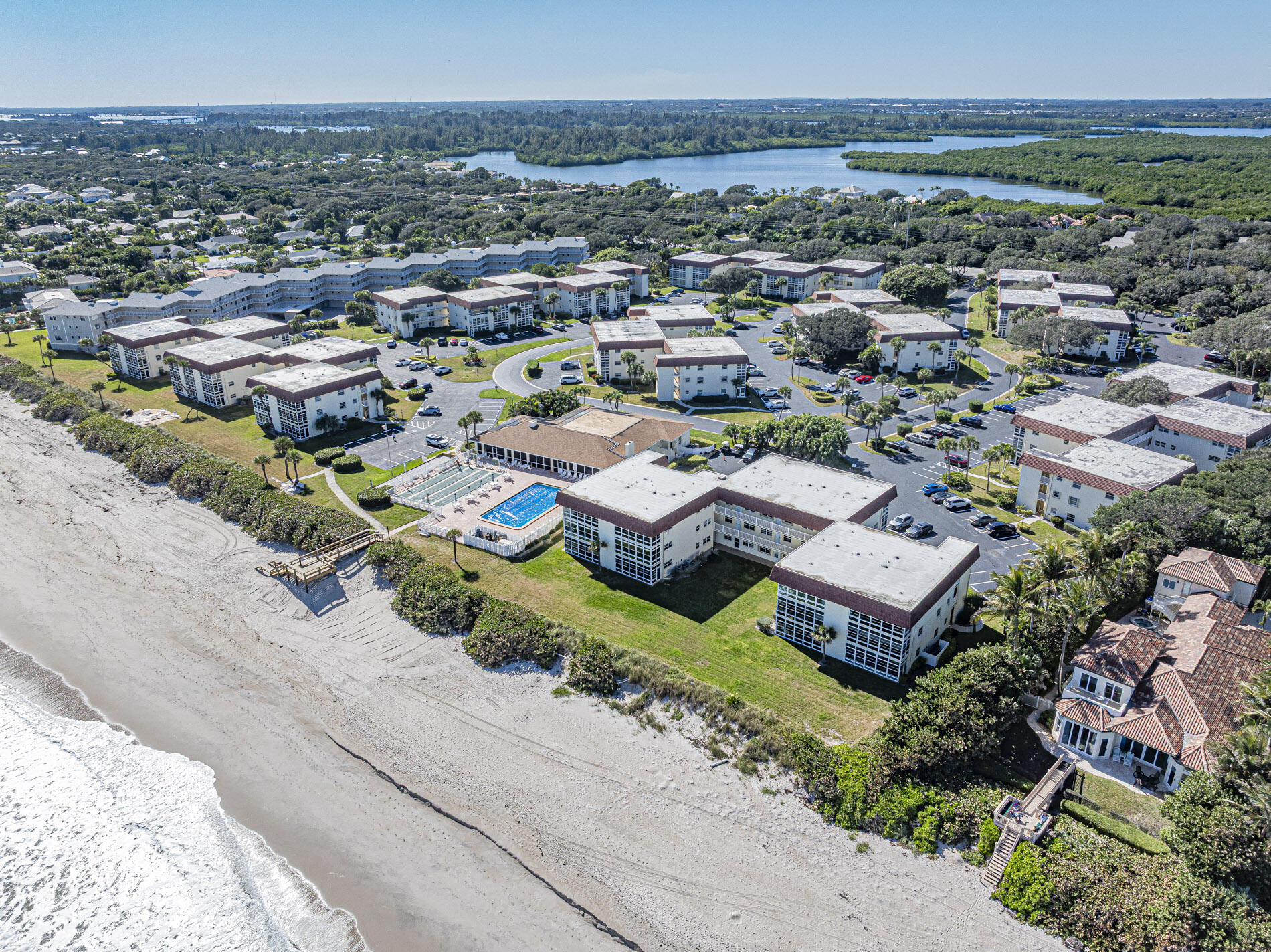 Vista Del Mar - Residential