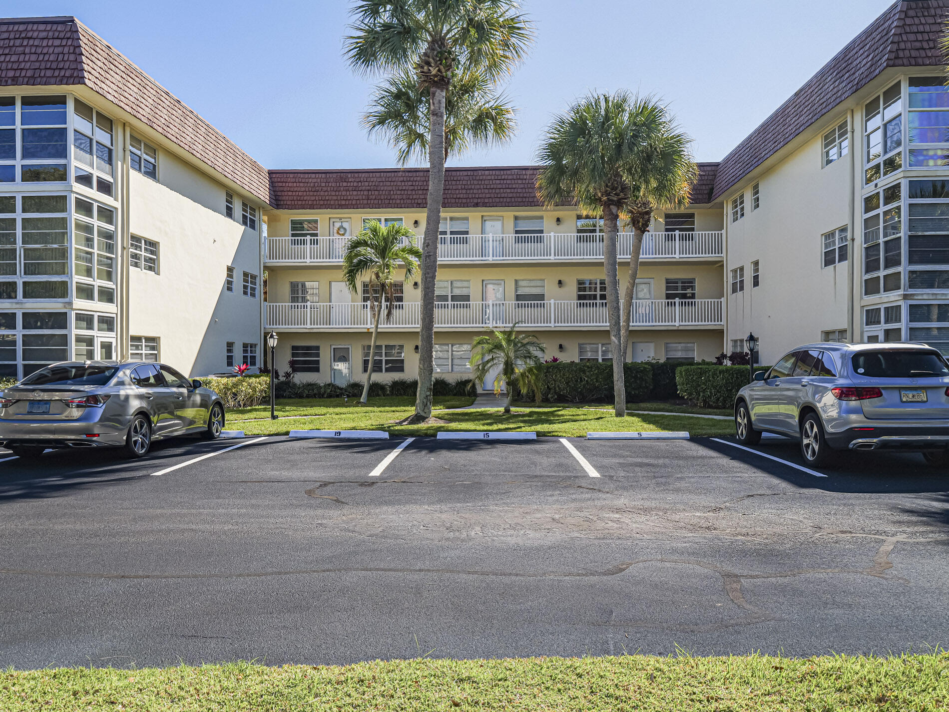 Vista Del Mar - Residential