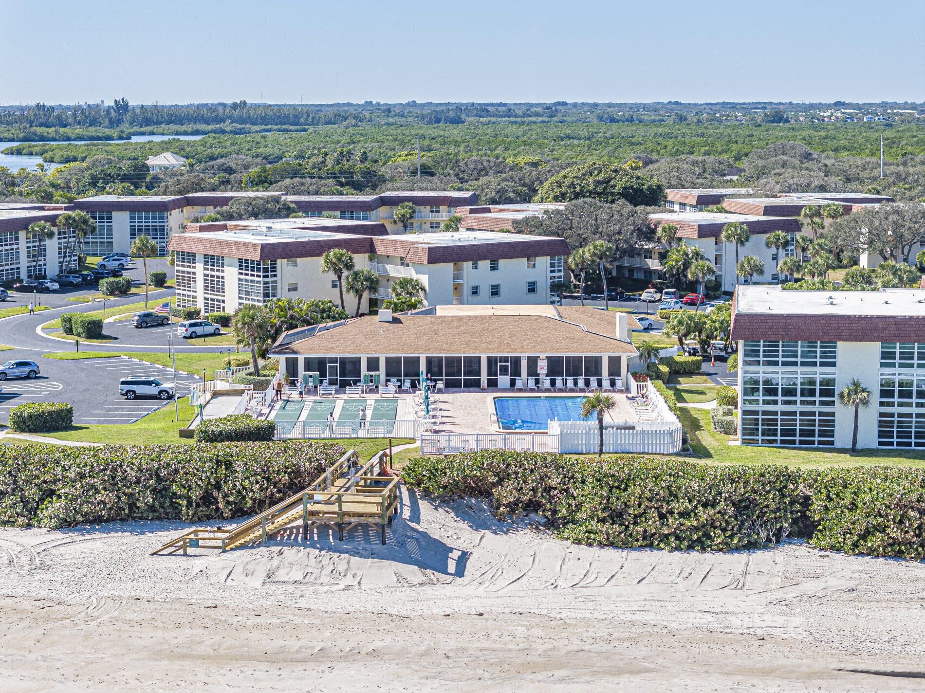 Vista Del Mar - Residential