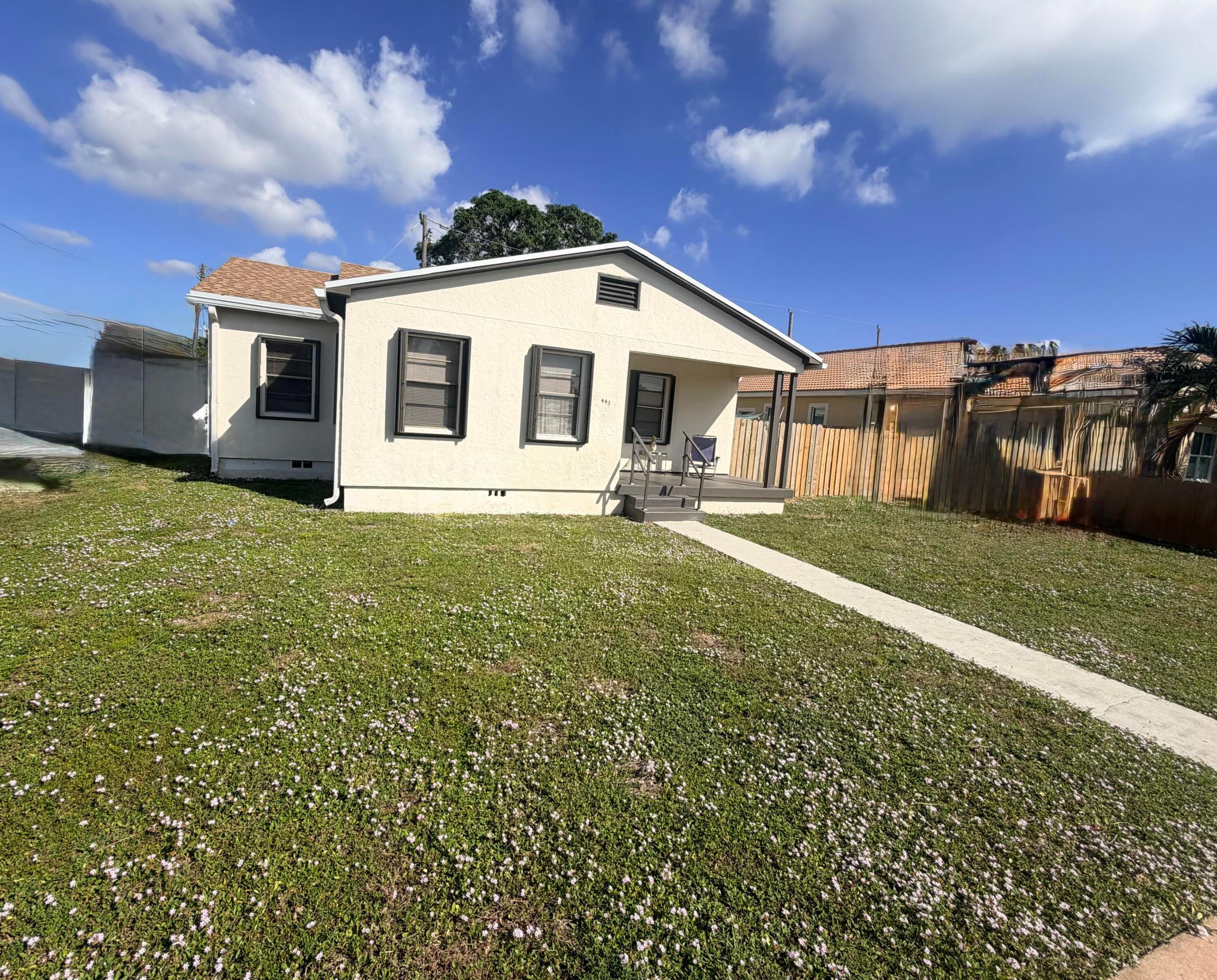 WOODLAWN - Residential Lease