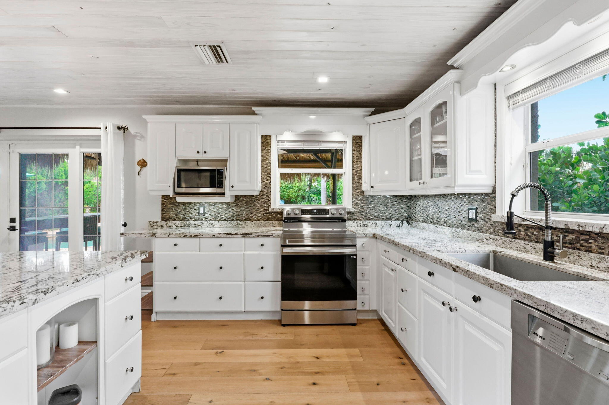 CHAPEL HILL - Residential