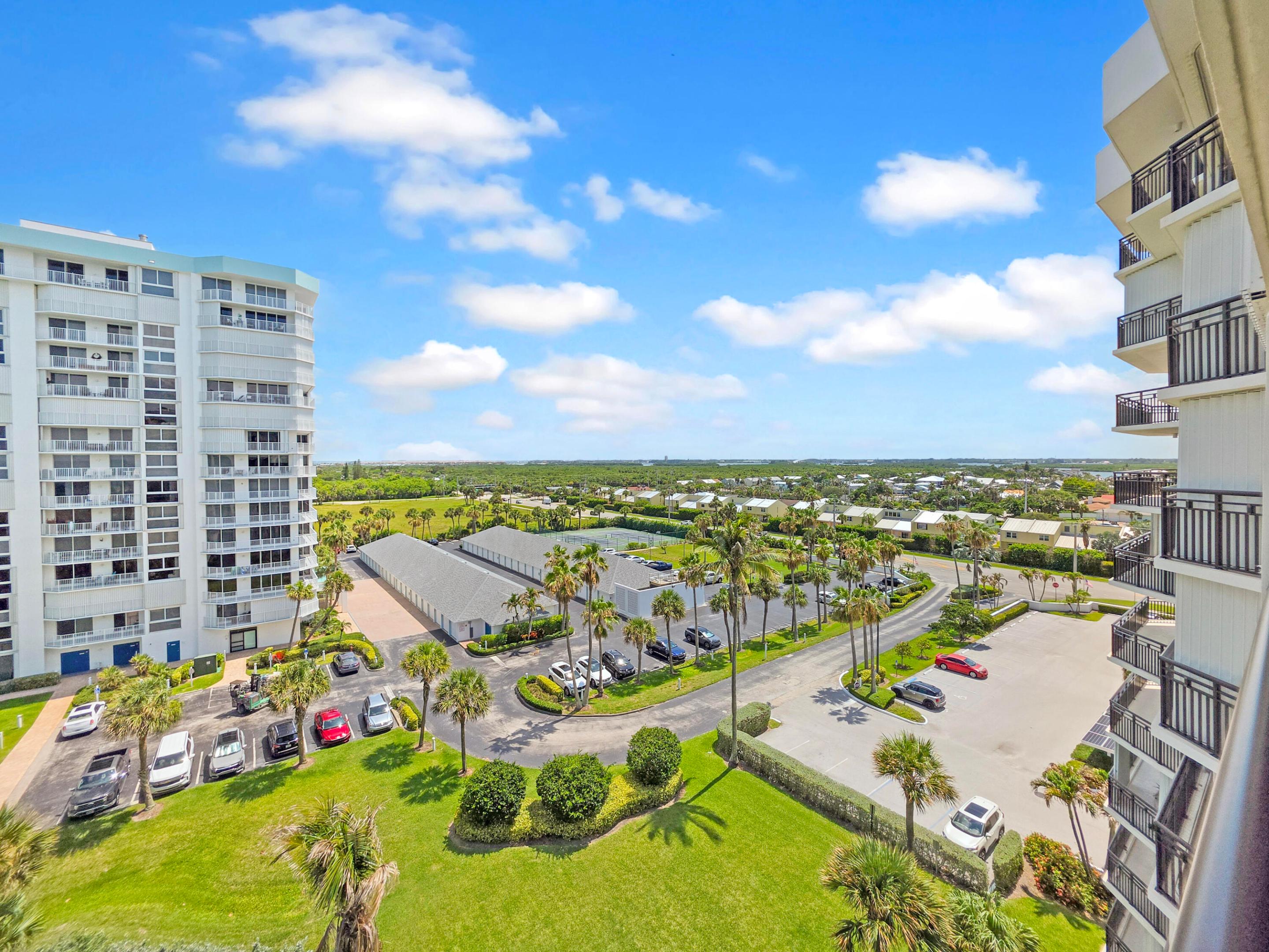 BARCLAY BEACH CLUB PHASE 1, A CONDOMINIUM - Residential Lease