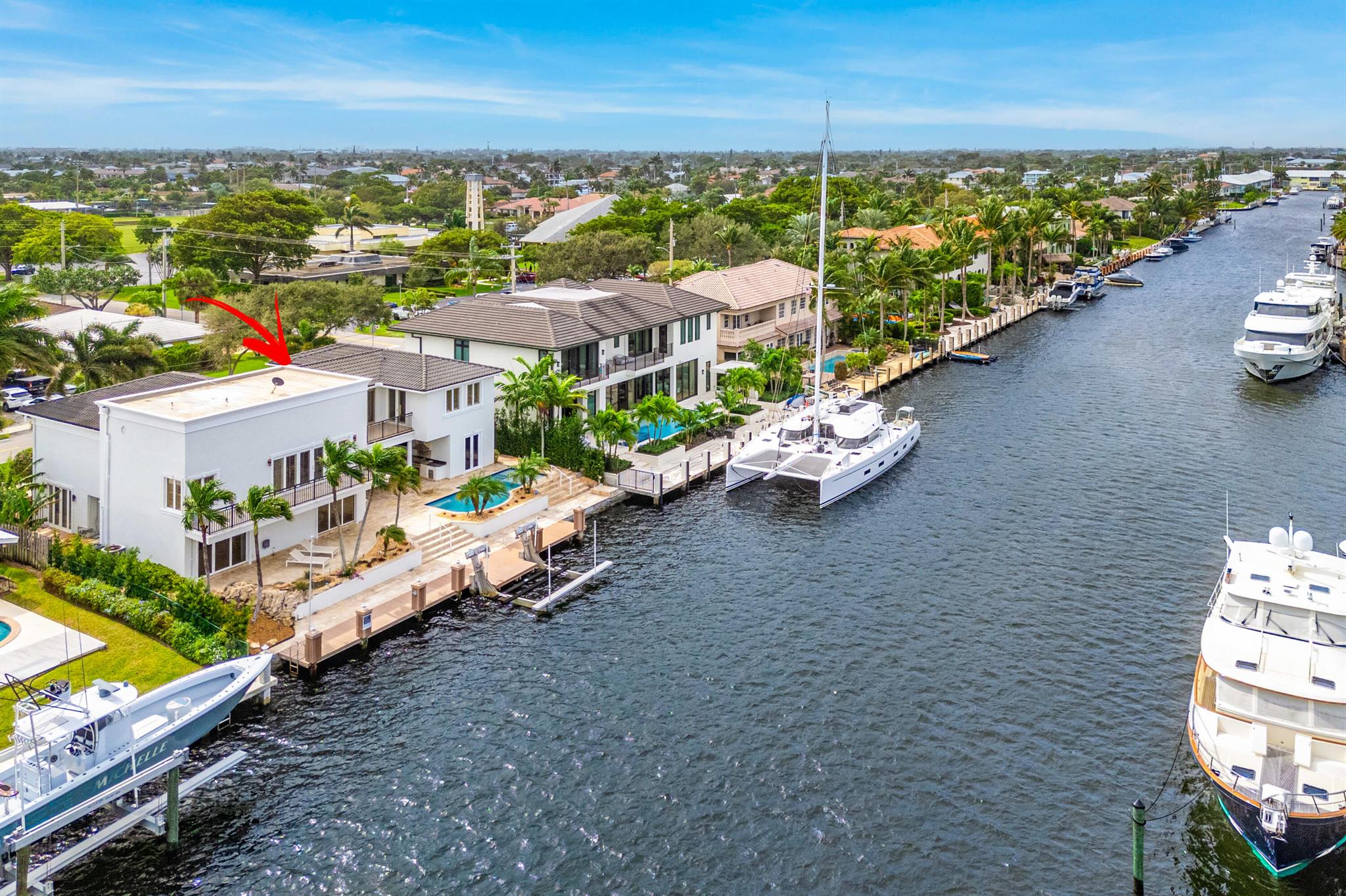 VENETIAN ISLES 1ST SEC - Residential