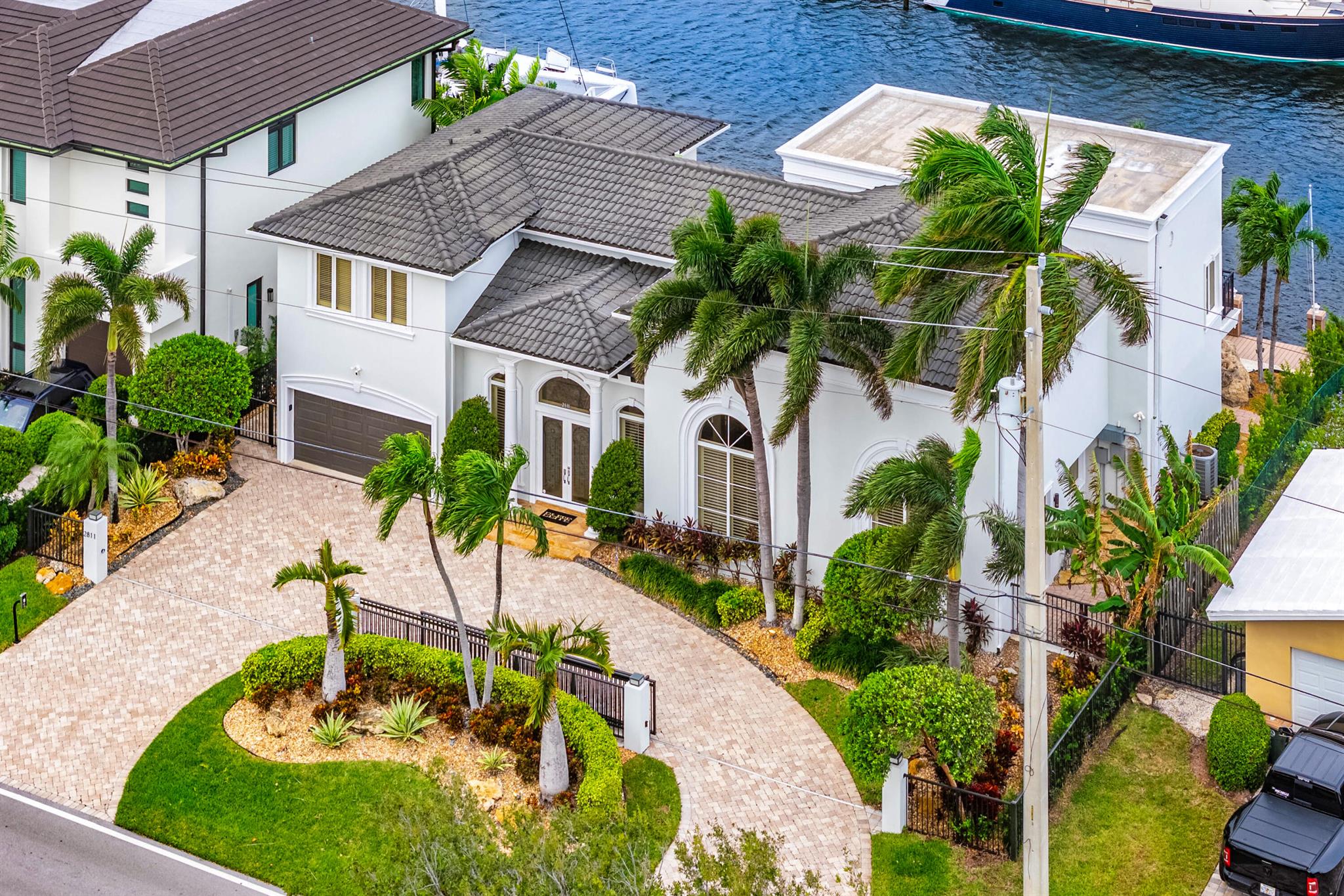 VENETIAN ISLES 1ST SEC - Residential