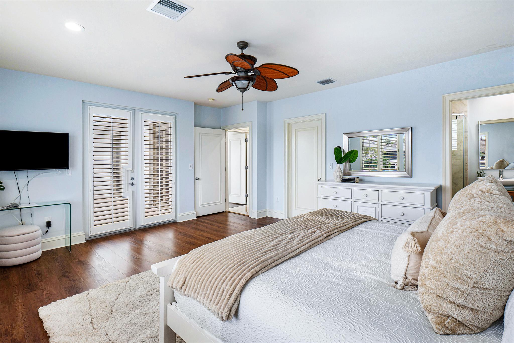 VENETIAN ISLES 1ST SEC - Residential