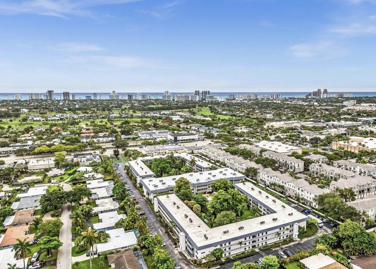 KINGS PARK GARDEN APTS CONDO - Residential