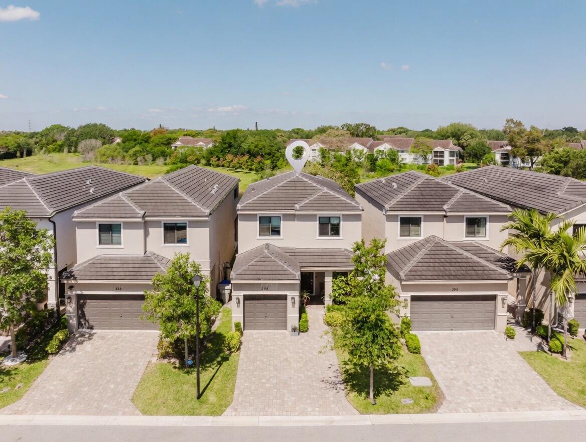 RESIDENCES AT PALM AIRE - Residential