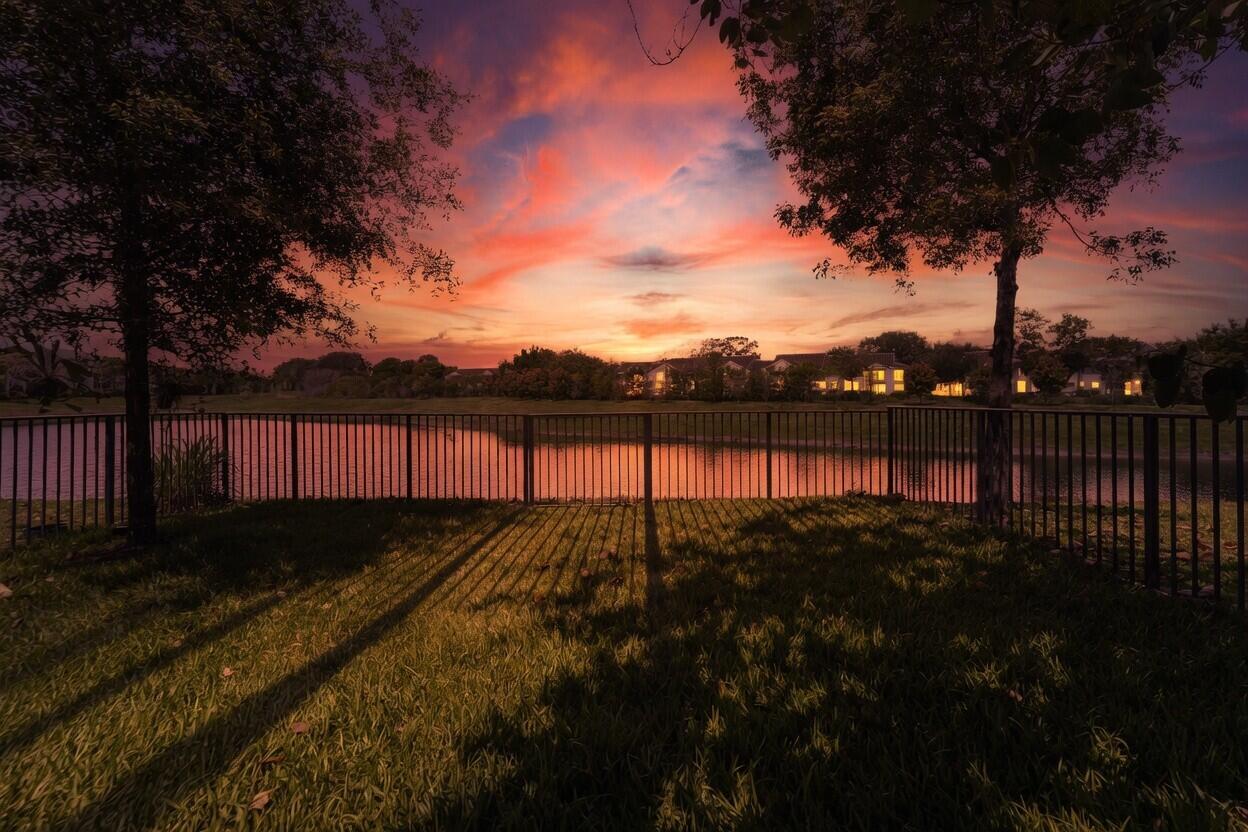 RESIDENCES AT PALM AIRE - Residential